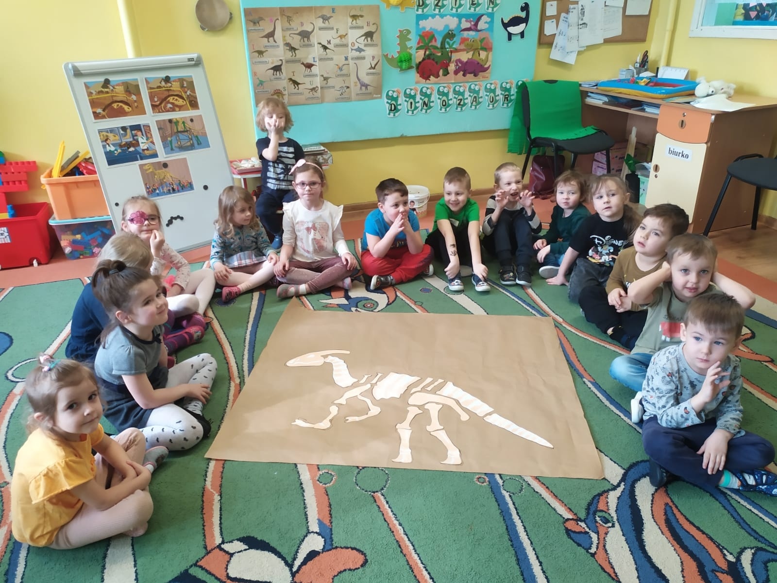 Zdjęcie w galerii na portalu naszwodzislaw.com: Dzień dinozaura w wodzisławskich przedszkolach wiadomości z regionu