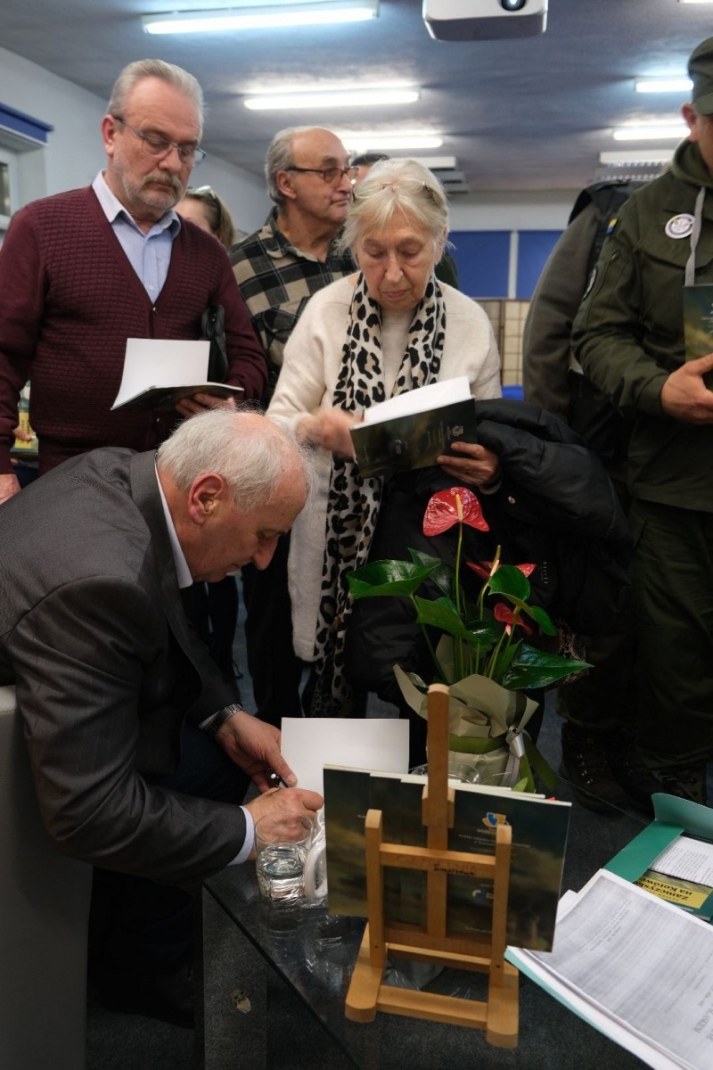 Zdjęcie w galerii na portalu naszwodzislaw.com: Premiera Zamczyska na Kotówce za nami wiadomości z regionu