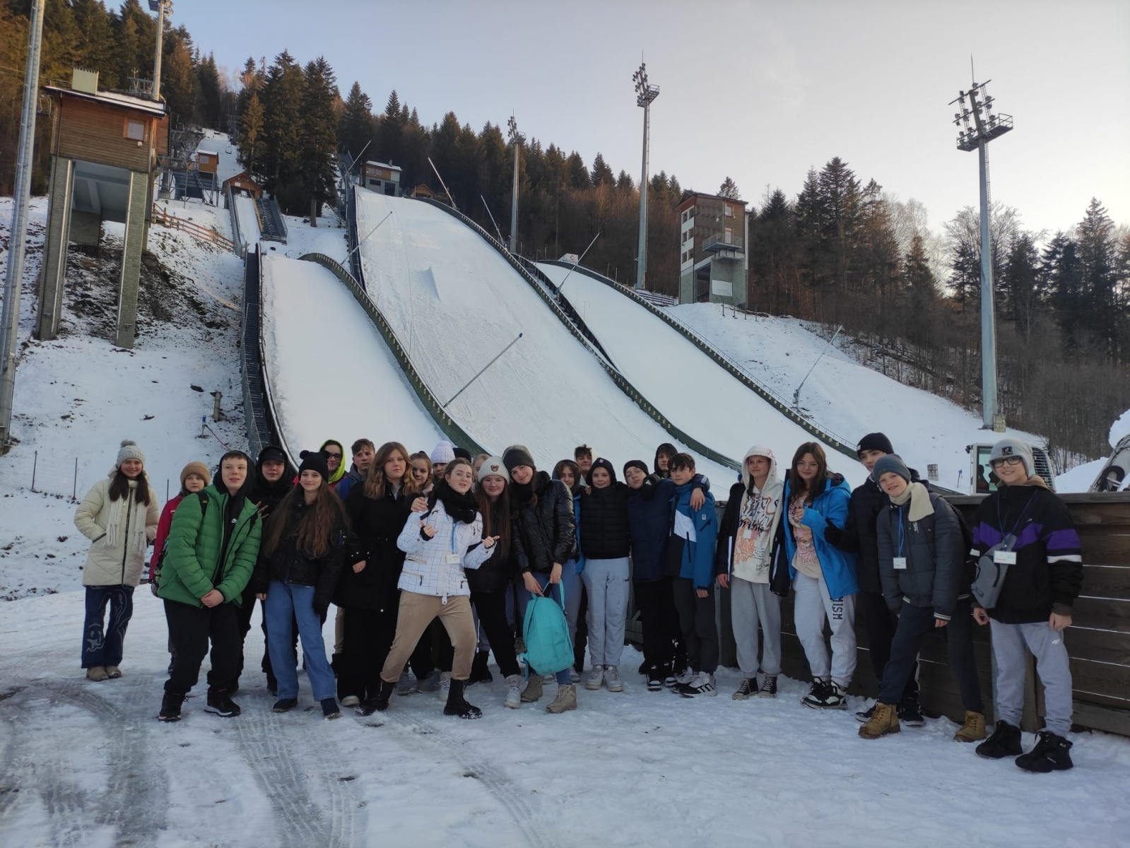 Zdjęcie w galerii na portalu naszwodzislaw.com: Wodzisławski ZS1 na wycieczce w Szczyrku wiadomości z regionu