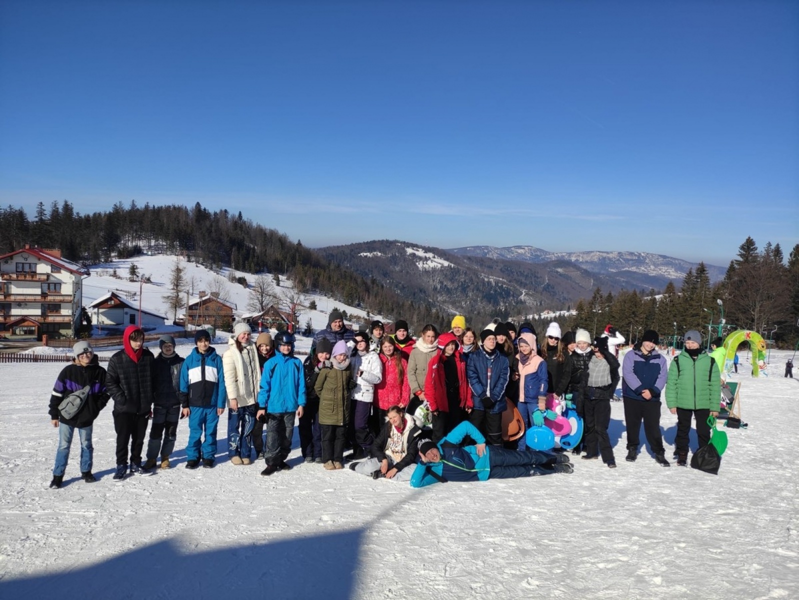 Zdjęcie w galerii na portalu naszwodzislaw.com: Wodzisławski ZS1 na wycieczce w Szczyrku wiadomości z regionu