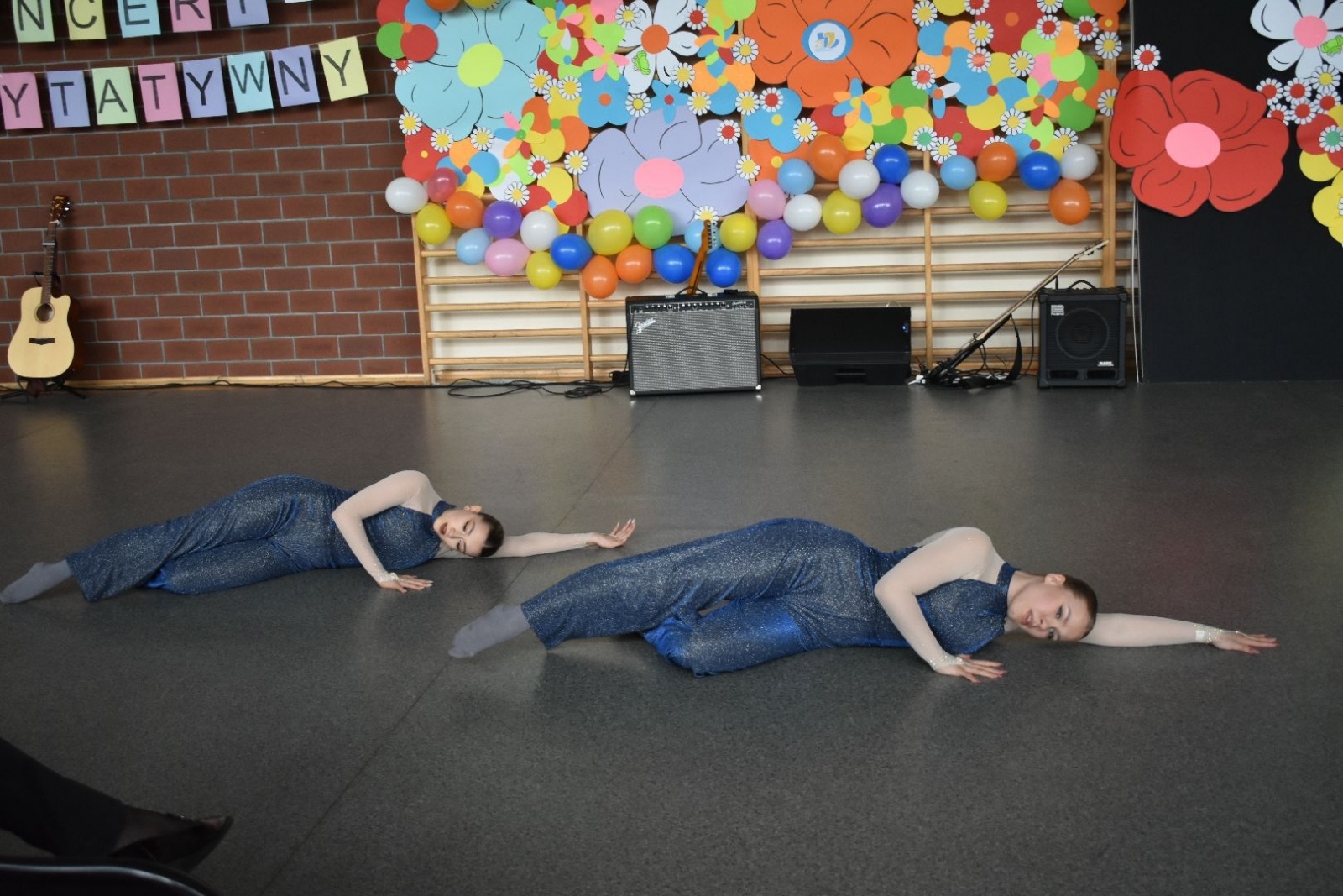 Zdjęcie w galerii na portalu naszwodzislaw.com: XIII Koncert Charytatywny w Ekonomiku. Zagrali dla Mikołaja [FOTO] wiadomości z regionu