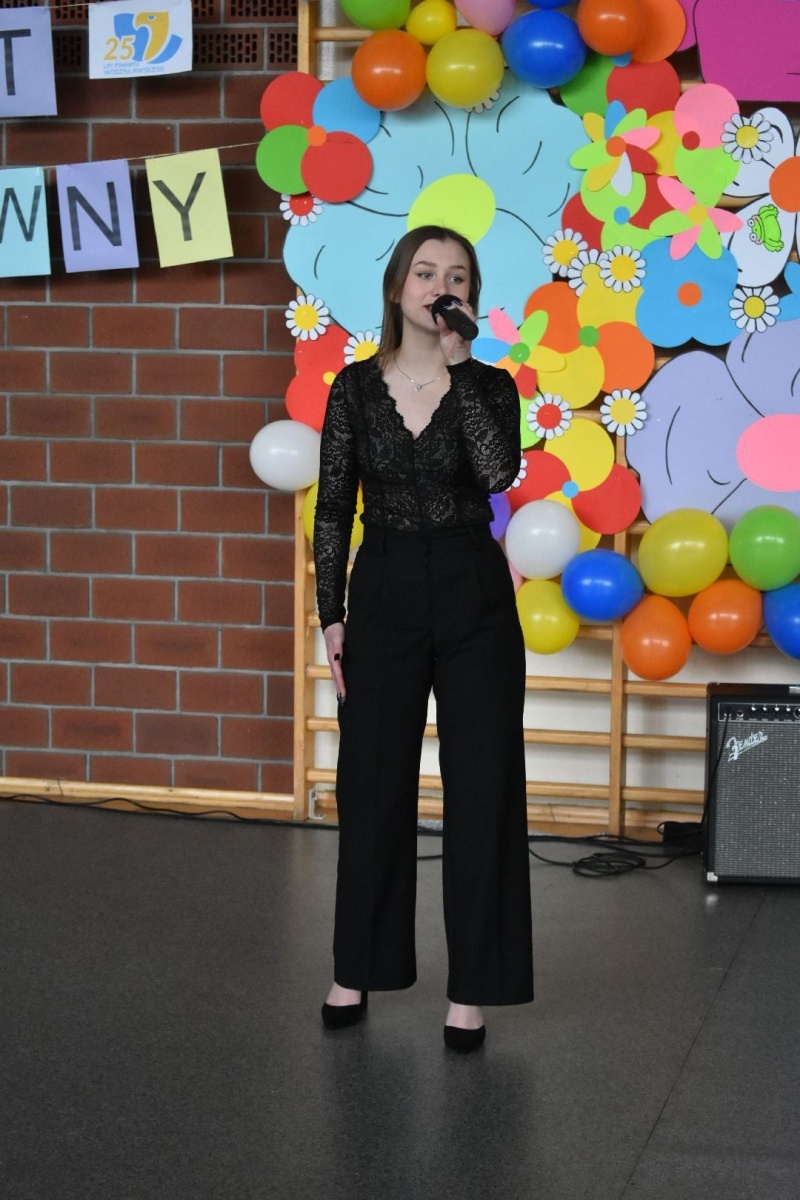 Zdjęcie w galerii na portalu naszwodzislaw.com: XIII Koncert Charytatywny w Ekonomiku. Zagrali dla Mikołaja [FOTO] wiadomości z regionu