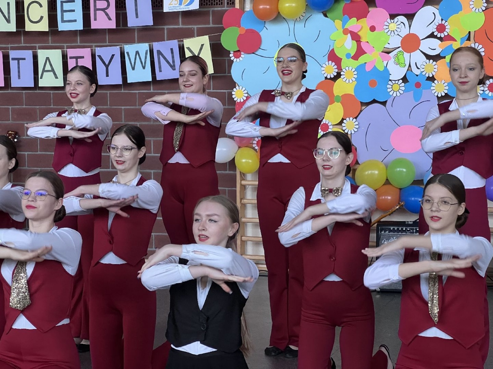 Zdjęcie w galerii na portalu naszwodzislaw.com: XIII Koncert Charytatywny w Ekonomiku. Zagrali dla Mikołaja [FOTO] wiadomości z regionu