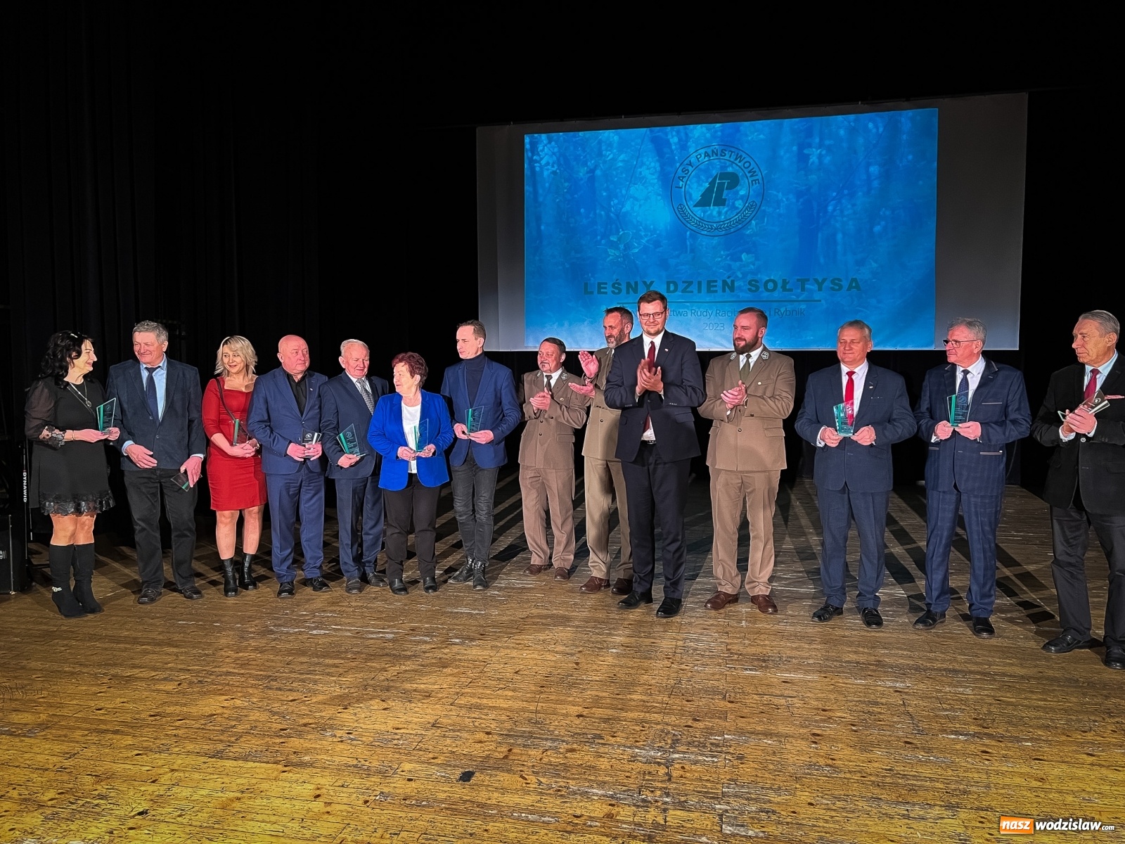 Zdjęcie w galerii na portalu naszwodzislaw.com: Leśne Dni Sołtysa. M. Woś o projekcie ustawy o dodatkach emerytalnych wiadomości z regionu