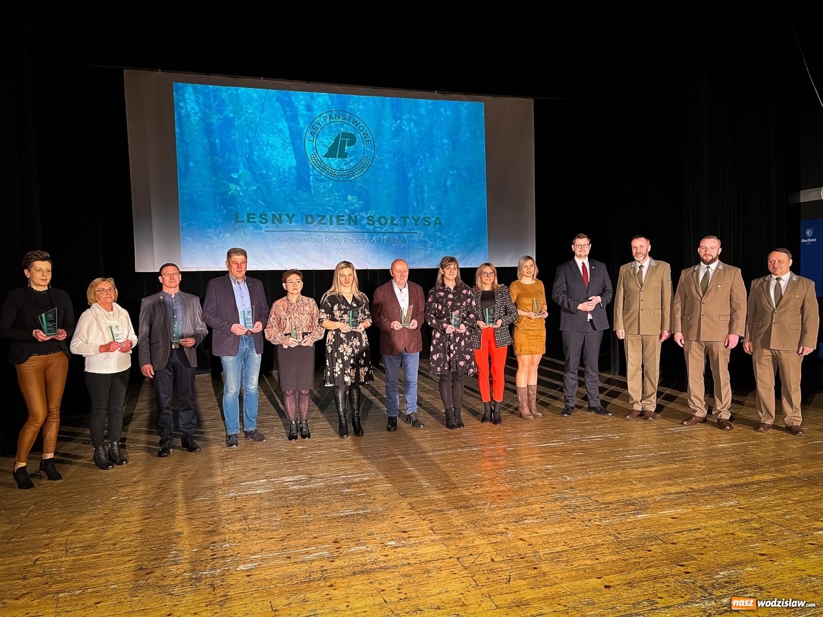 Zdjęcie w galerii na portalu naszwodzislaw.com: Leśne Dni Sołtysa. M. Woś o projekcie ustawy o dodatkach emerytalnych wiadomości z regionu