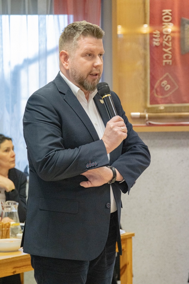 Zdjęcie w galerii na portalu naszwodzislaw.com: Włodarz miasta spotkał się z mieszkańcami dzielnicy Kokoszyce wiadomości z regionu