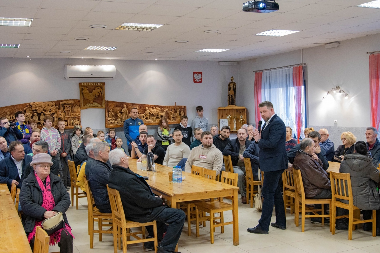 Zdjęcie w galerii na portalu naszwodzislaw.com: Włodarz miasta spotkał się z mieszkańcami dzielnicy Kokoszyce wiadomości z regionu