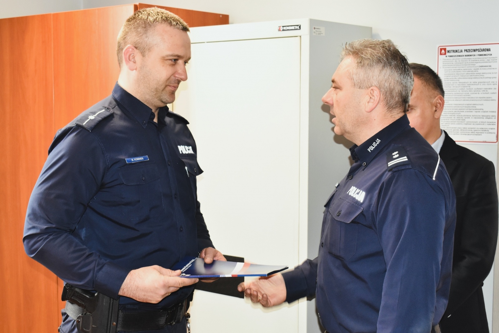 Zdjęcie w galerii na portalu naszwodzislaw.com: Witamy nowego kierownika Posterunku Policji w Gołkowicach wiadomości z regionu