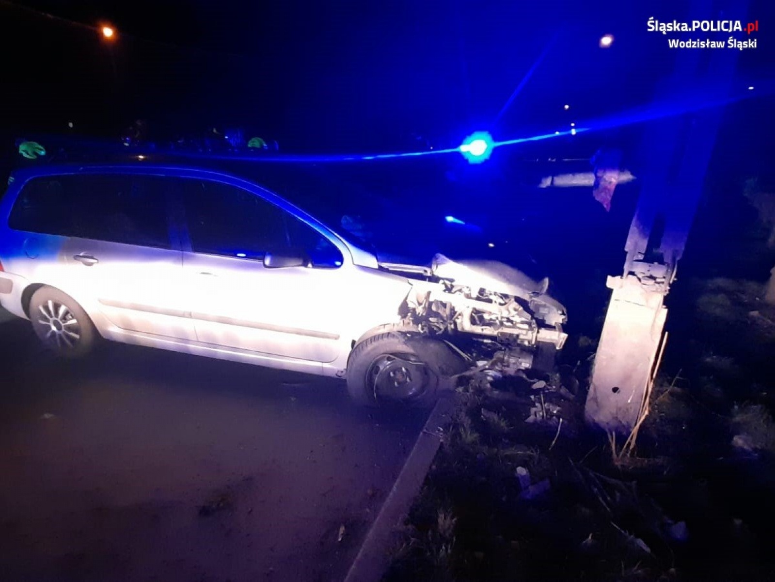 Zdjęcie w galerii na portalu naszwodzislaw.com: Nietrzeźwa kobieta z dzieckiem spowodowała kolizję drogową wiadomości z regionu