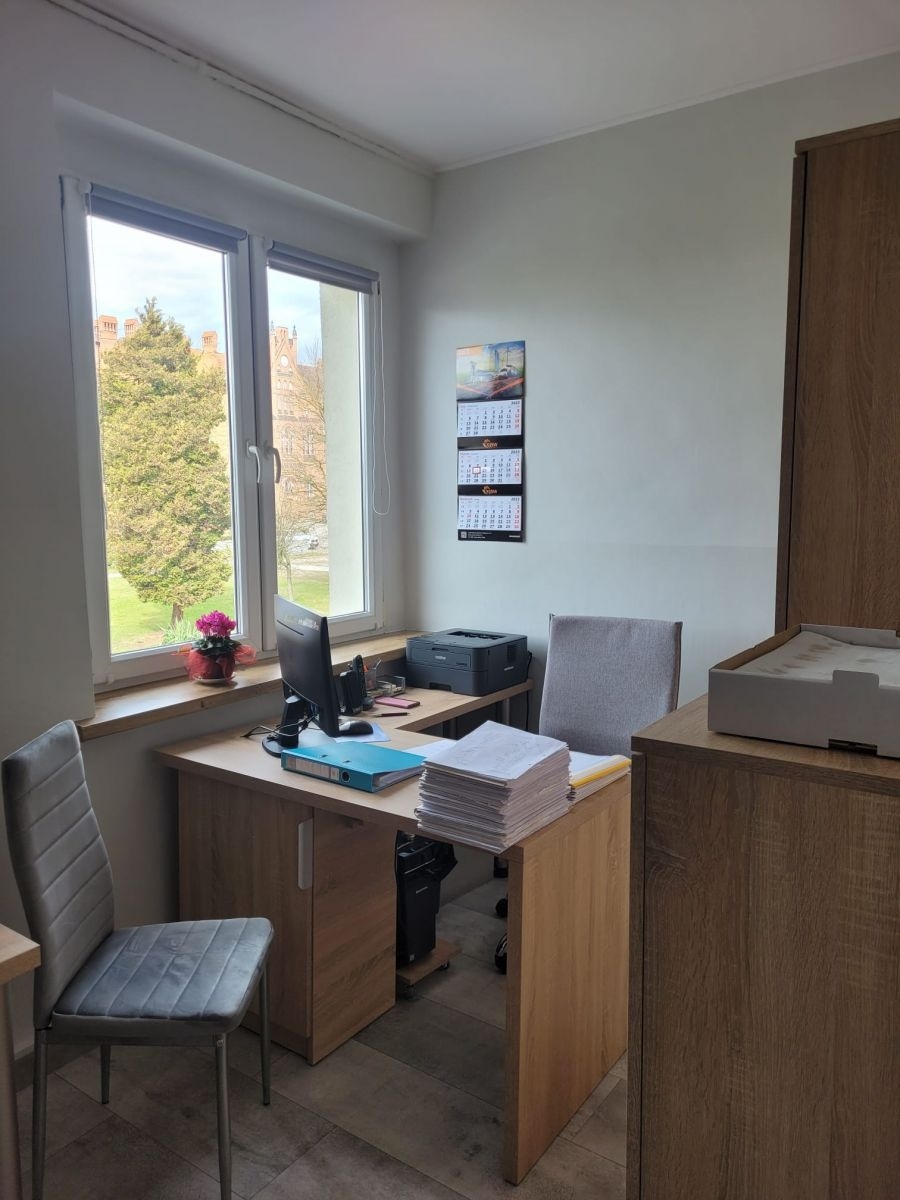 Zdjęcie w galerii na portalu naszwodzislaw.com: Odświeżona poradnia z nowymi pomieszczeniami wiadomości z regionu