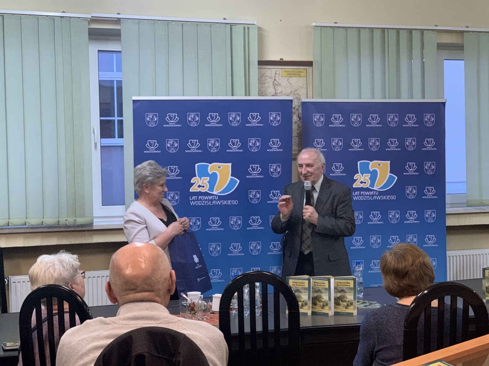 Zdjęcie w galerii na portalu naszwodzislaw.com: Zamczysko na Kotówce. Za nami spotkania w Pszowie i Lubomi wiadomości z regionu