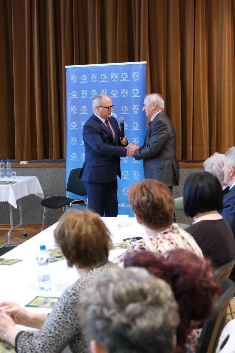 Zdjęcie w galerii na portalu naszwodzislaw.com: Zamczysko na Kotówce. Za nami spotkania w Pszowie i Lubomi wiadomości z regionu