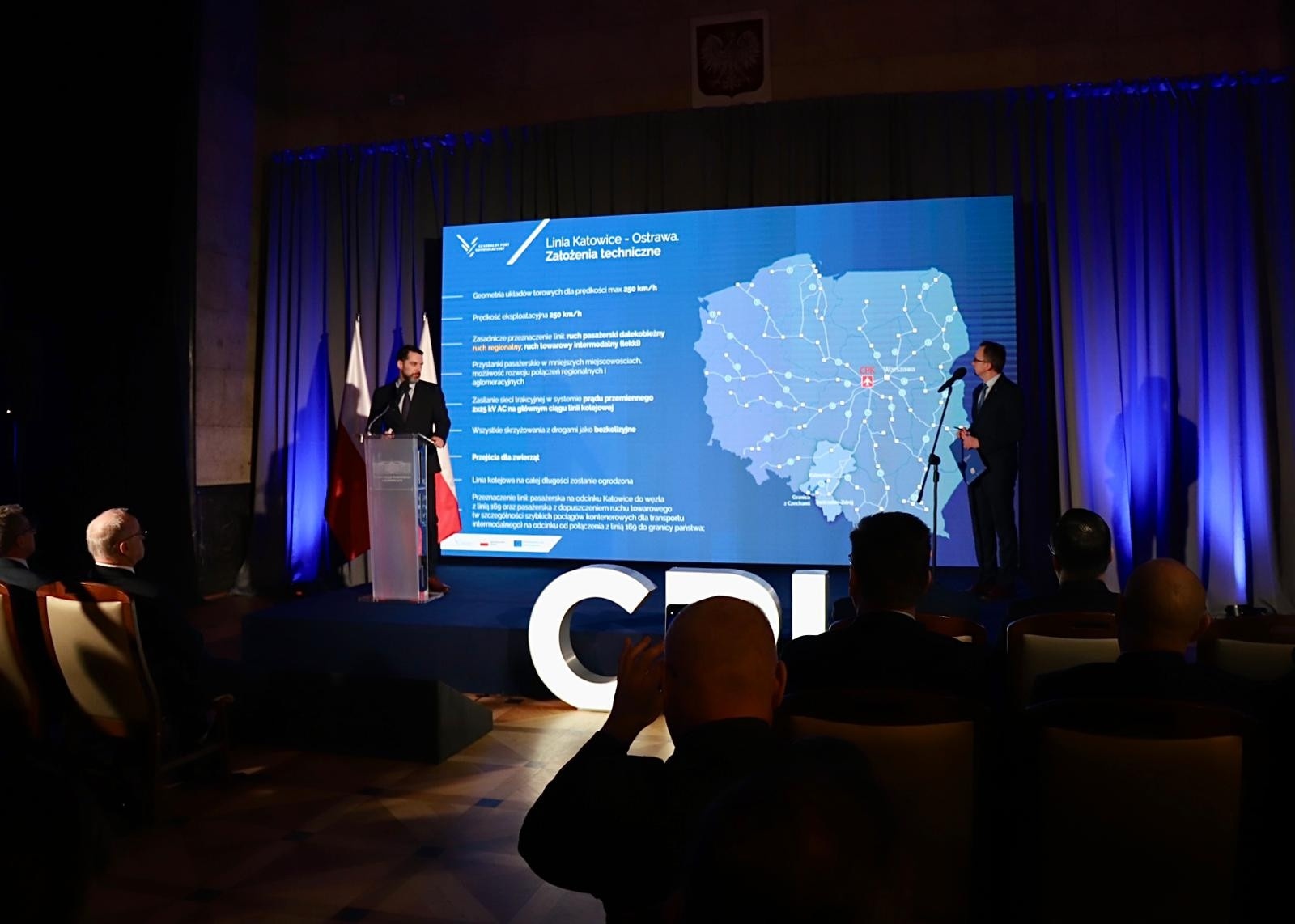 Zdjęcie w galerii na portalu naszwodzislaw.com: Nowa linia kolejowa Katowice–Ostrawa. Spółka CPK przedstawia wariant inwestorski, PO protestuje wiadomości z regionu