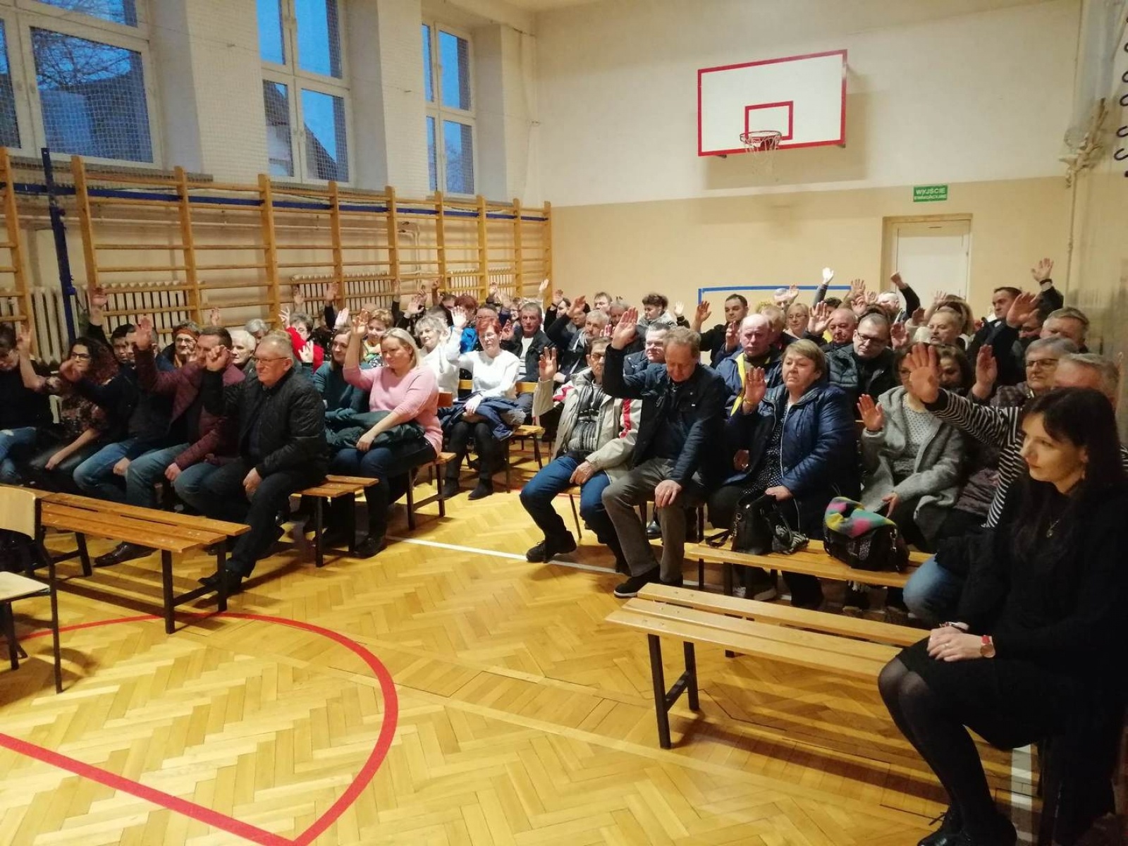 Zdjęcie w galerii na portalu naszwodzislaw.com: Sołtys jest do współpracy. Po Zebraniu Wiejskim w Gogołowej wiadomości z regionu