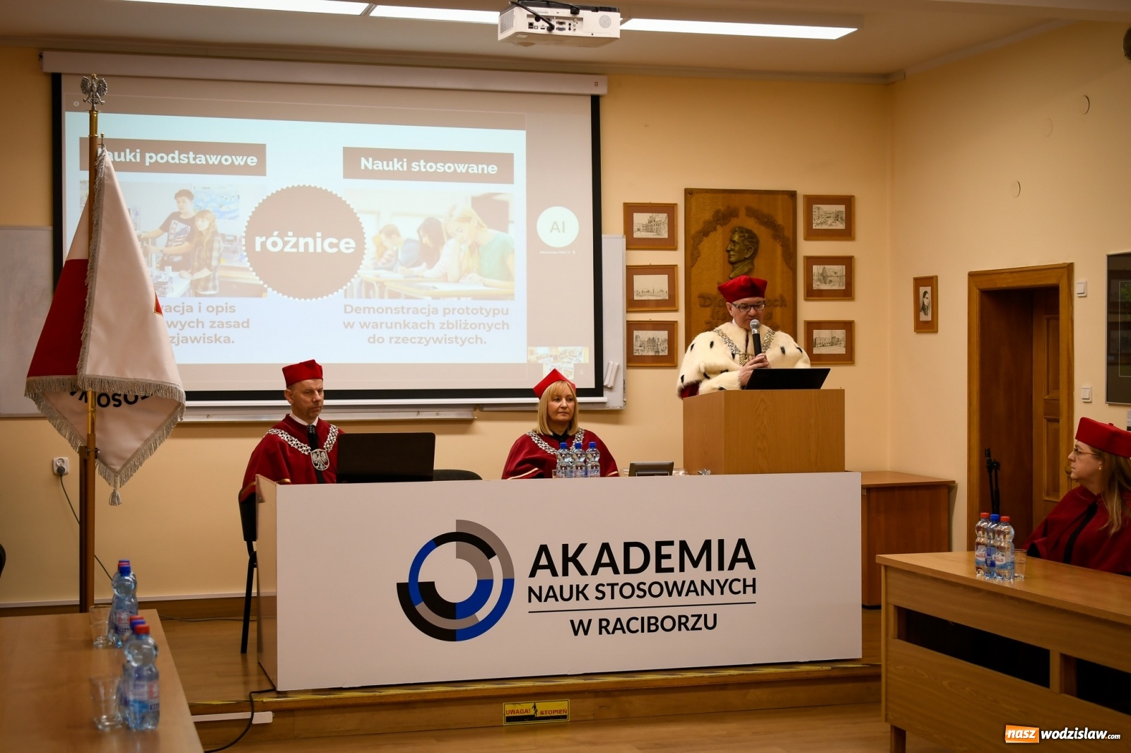 Zdjęcie w galerii na portalu naszwodzislaw.com: Nowy etap w życiu raciborskiej uczelni. Uroczyste obrady senatu ANS wiadomości z regionu