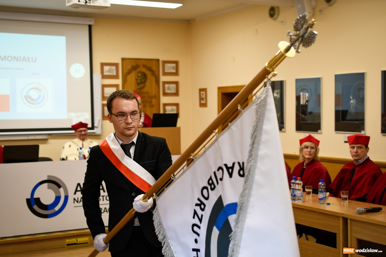 Zdjęcie w galerii na portalu naszwodzislaw.com: Nowy etap w życiu raciborskiej uczelni. Uroczyste obrady senatu ANS wiadomości z regionu