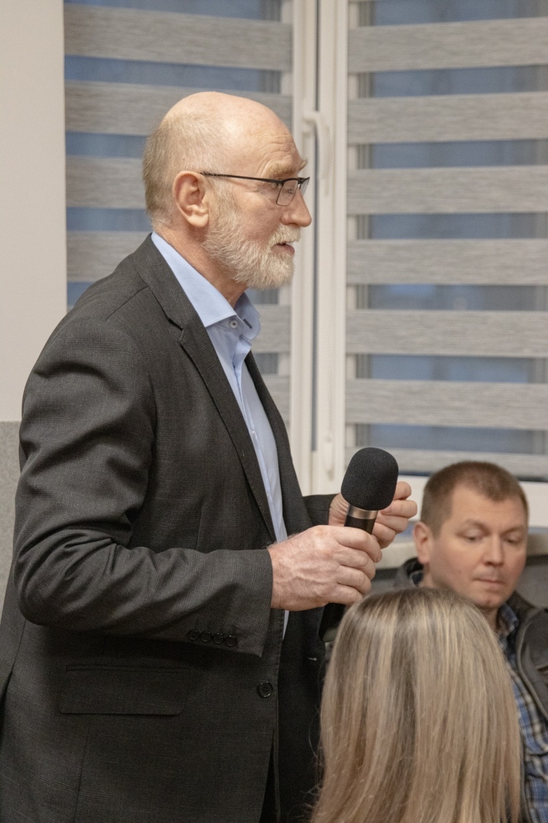 Zdjęcie w galerii na portalu naszwodzislaw.com: Mieczysław Kieca zakończył tournée po Wodzisławiu Śląskim wiadomości z regionu