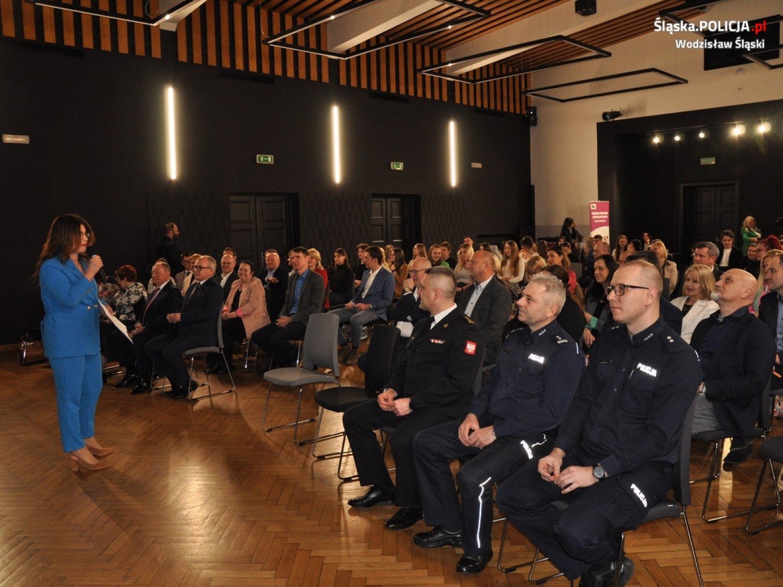 Zdjęcie w galerii na portalu naszwodzislaw.com: Zawodowy debiut. Konferencja podsumowująca projekt [FOTO] wiadomości z regionu