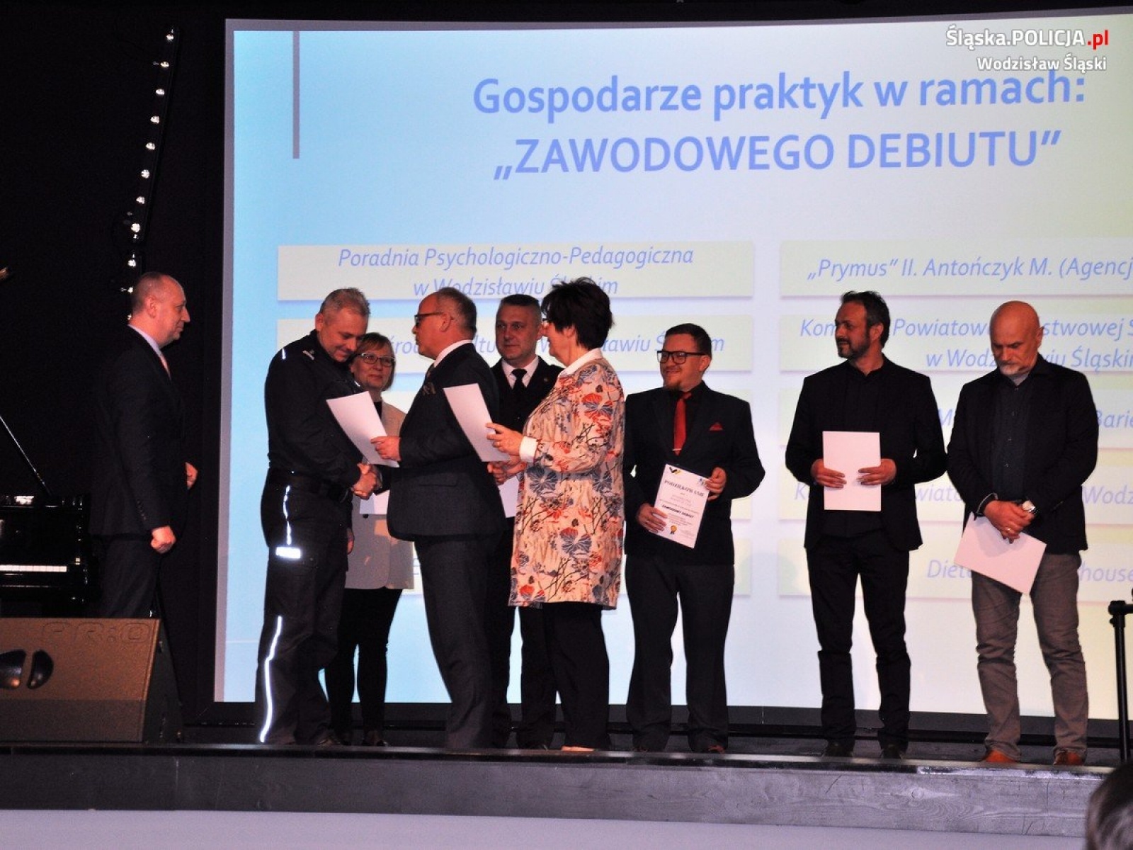 Zdjęcie w galerii na portalu naszwodzislaw.com: Zawodowy debiut. Konferencja podsumowująca projekt [FOTO] wiadomości z regionu