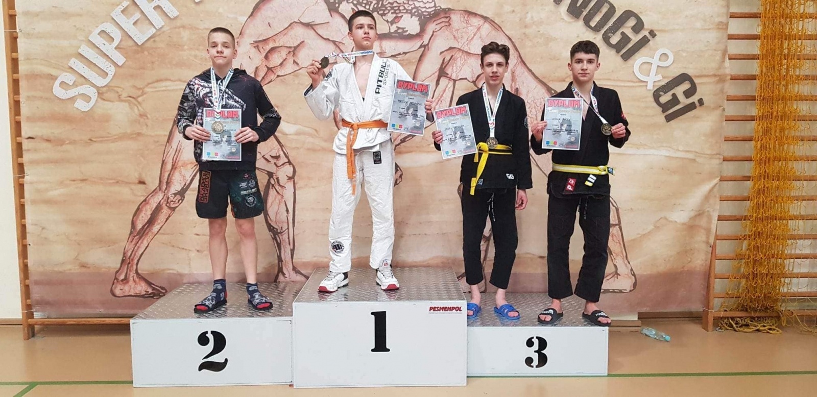 Zdjęcie w galerii na portalu naszwodzislaw.com: Kolejne medale Akademii Sportowej Top Team [FOTO] wiadomości z regionu