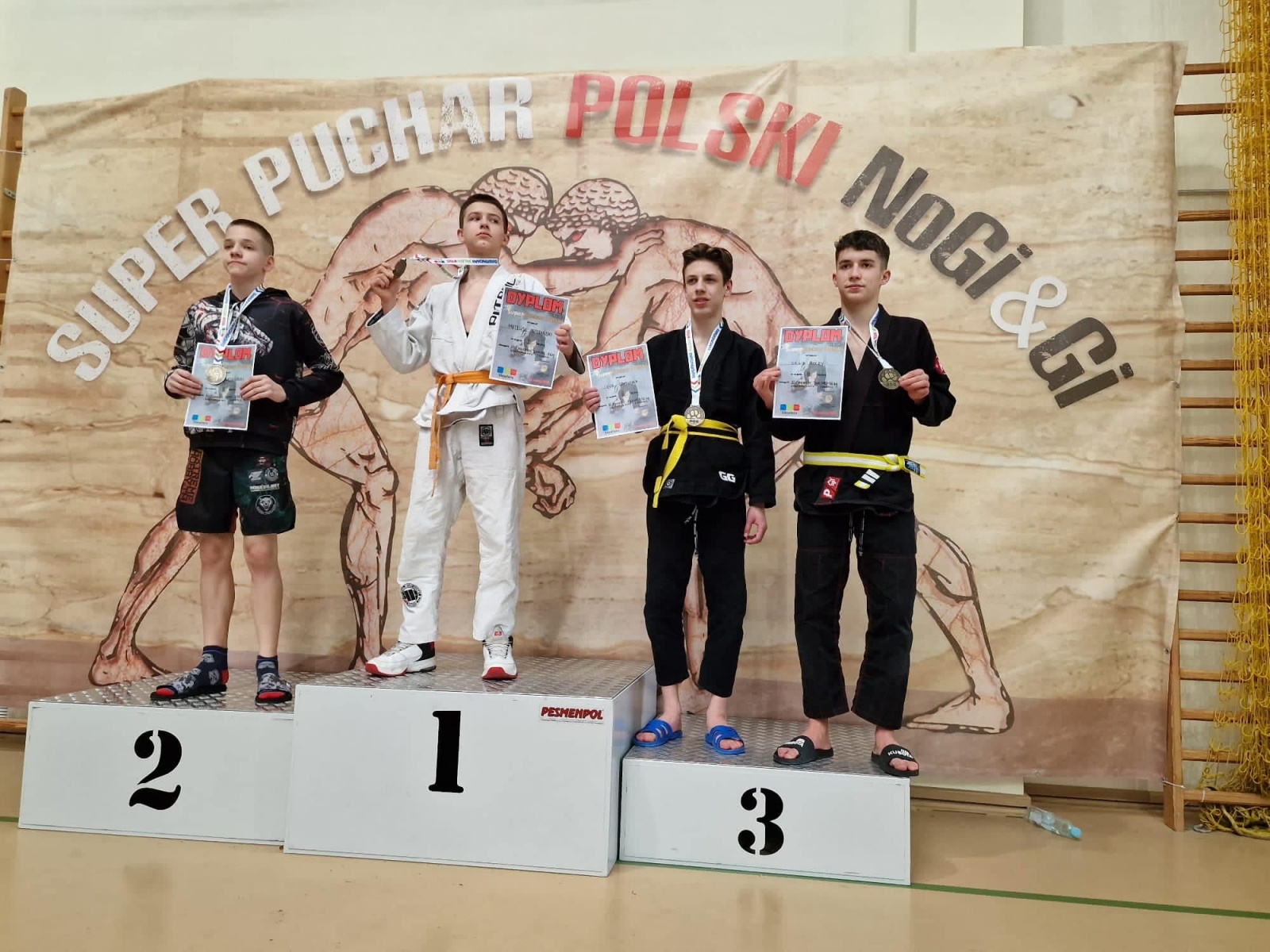 Zdjęcie w galerii na portalu naszwodzislaw.com: Kolejne medale Akademii Sportowej Top Team [FOTO] wiadomości z regionu