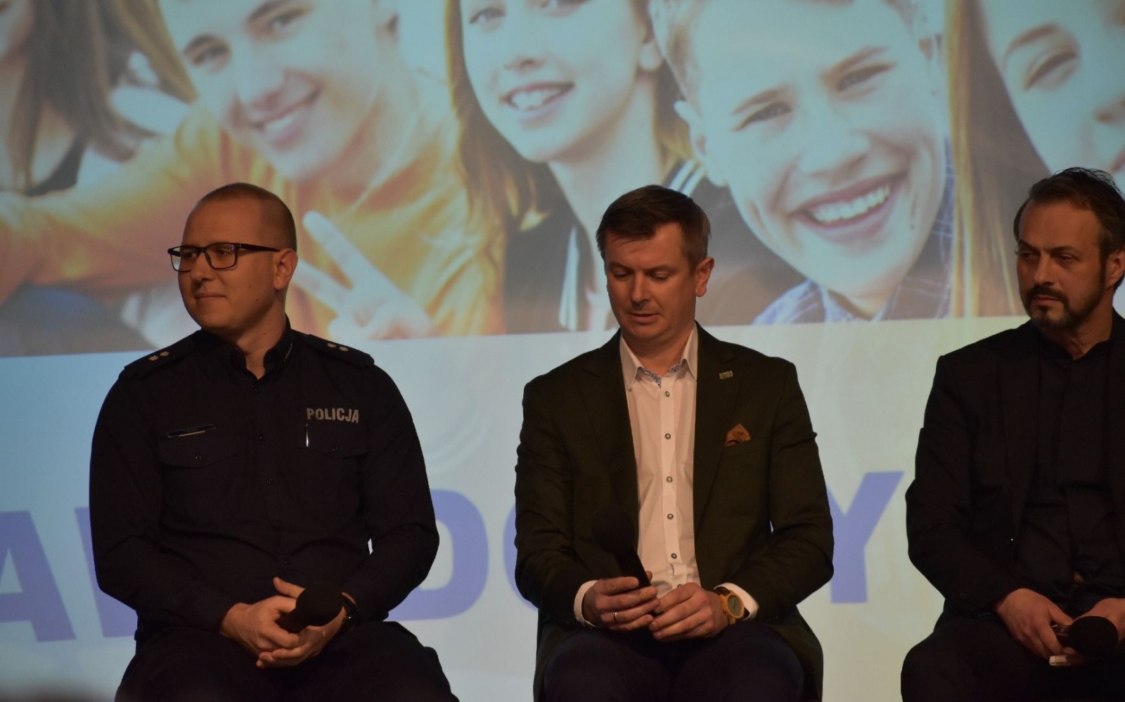 Zdjęcie w galerii na portalu naszwodzislaw.com: Podsumowali zawodowe debiuty [FOTO] wiadomości z regionu