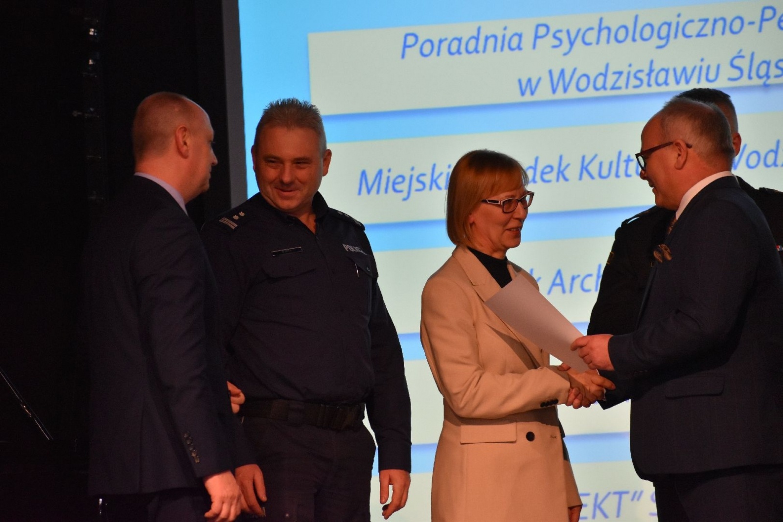 Zdjęcie w galerii na portalu naszwodzislaw.com: Podsumowali zawodowe debiuty [FOTO] wiadomości z regionu