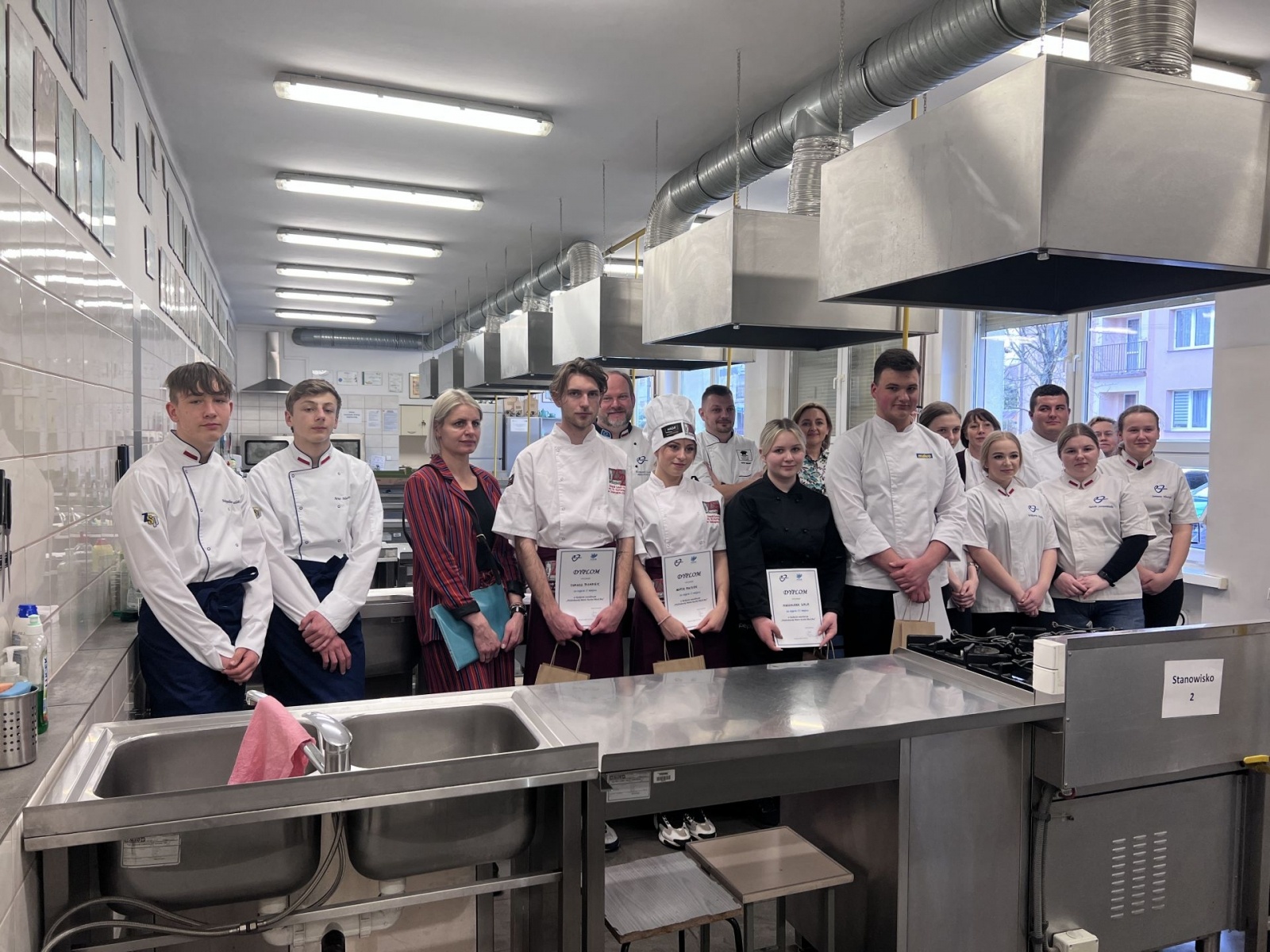 Zdjęcie w galerii na portalu naszwodzislaw.com: Za nami kulinarny Black Box wiadomości z regionu