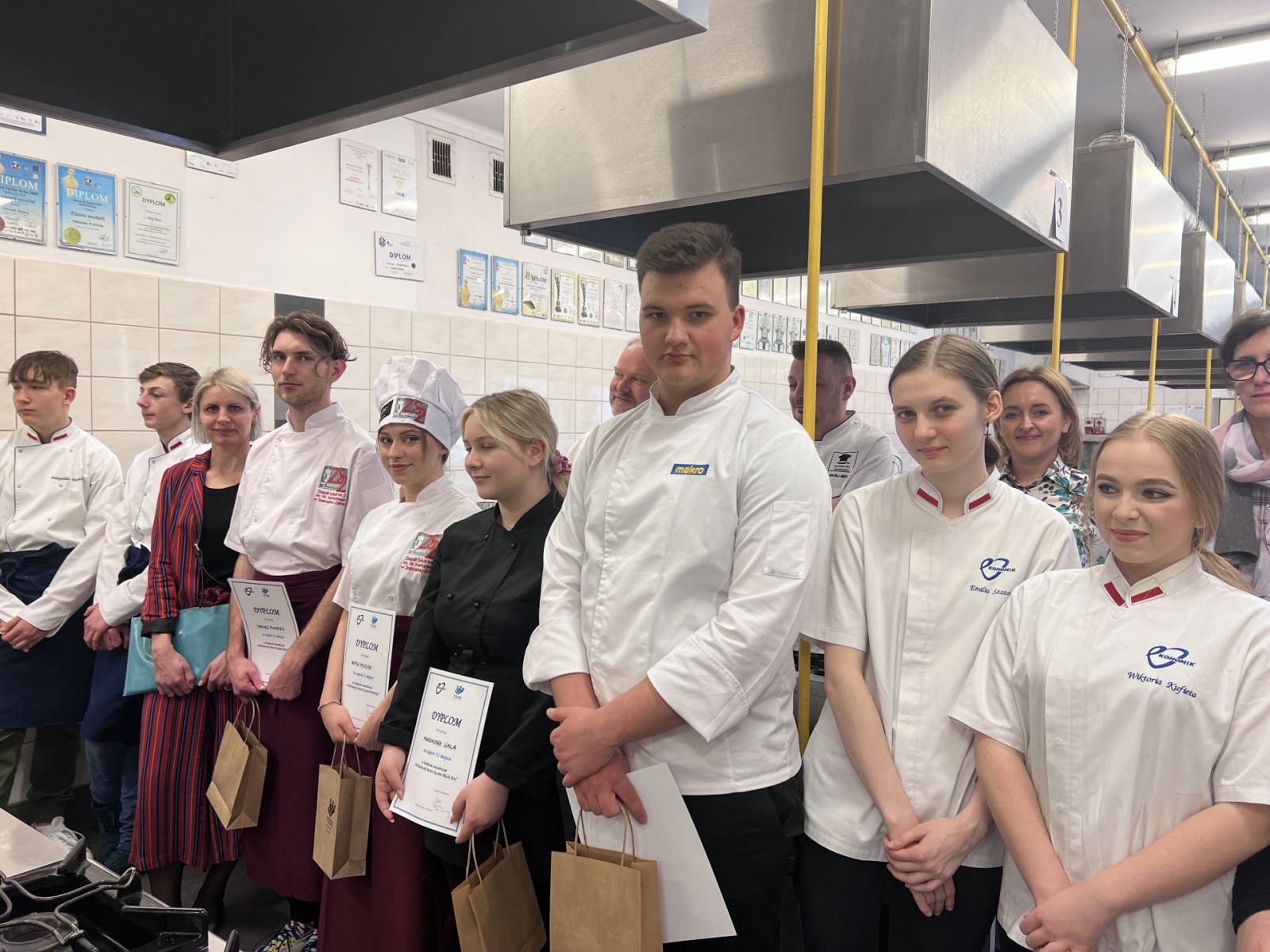 Zdjęcie w galerii na portalu naszwodzislaw.com: Za nami kulinarny Black Box wiadomości z regionu