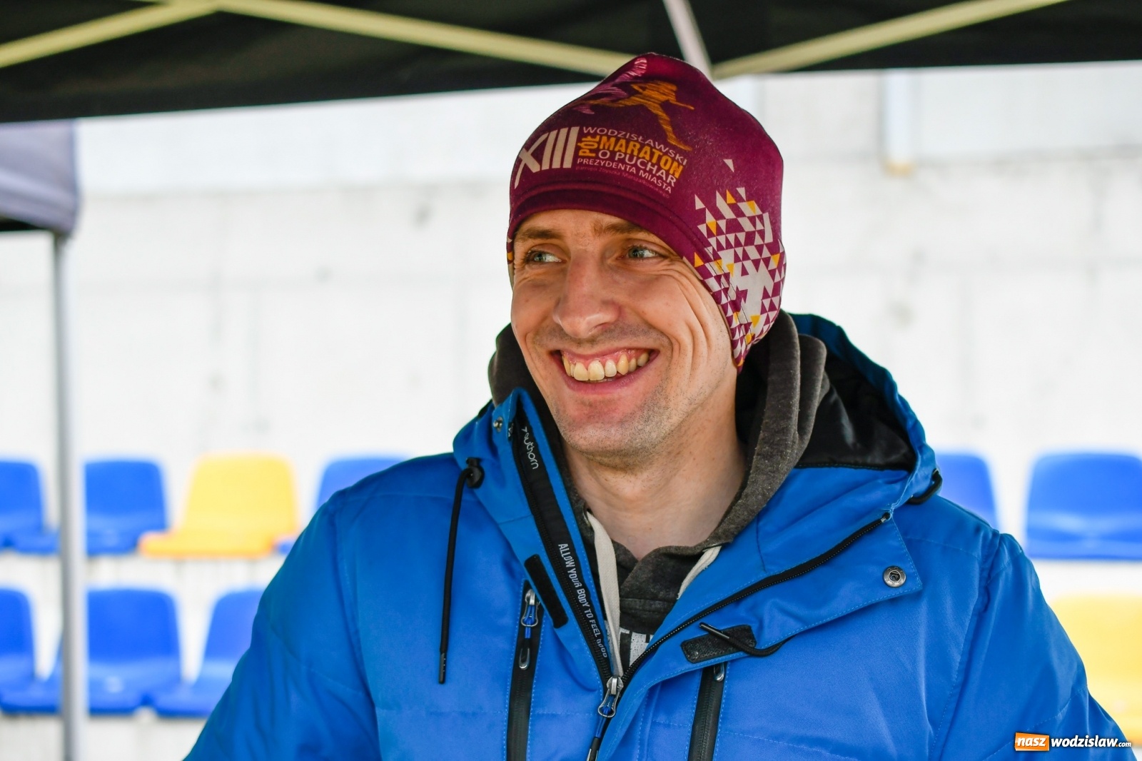 Zdjęcie w galerii na portalu naszwodzislaw.com: Mateusz Mrówka z Radlina wygrał VIII Kuźniański Półmaraton Leśny RAFAMET [FOTO i WIDEO] wiadomości z regionu