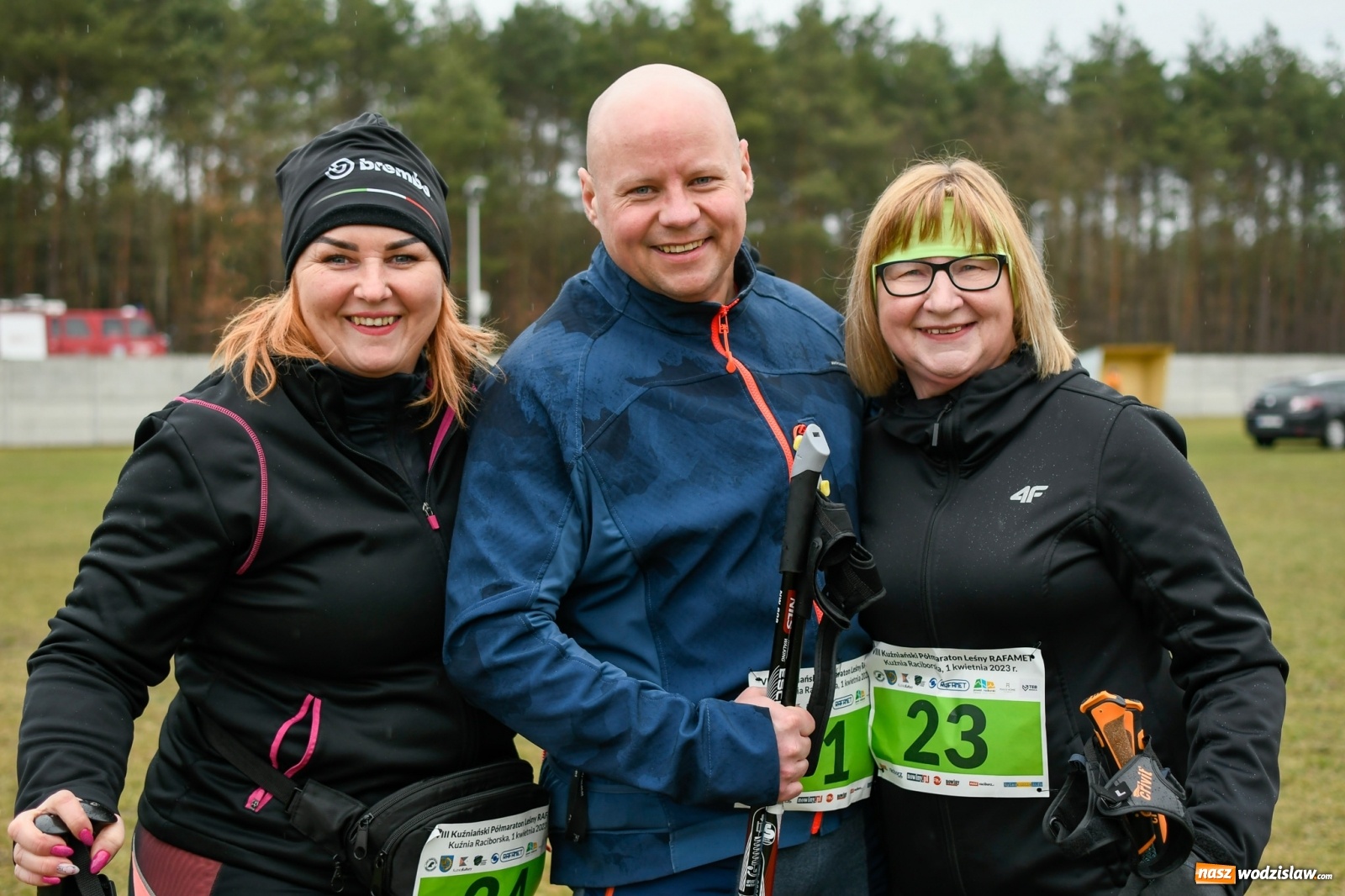Zdjęcie w galerii na portalu naszwodzislaw.com: Mateusz Mrówka z Radlina wygrał VIII Kuźniański Półmaraton Leśny RAFAMET [FOTO i WIDEO] wiadomości z regionu