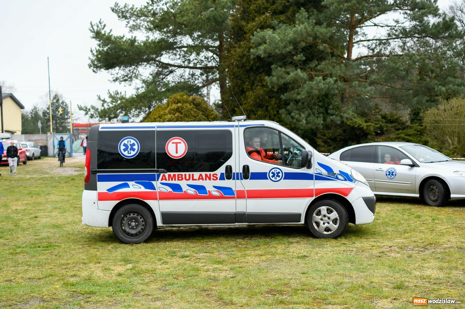 Zdjęcie w galerii na portalu naszwodzislaw.com: Mateusz Mrówka z Radlina wygrał VIII Kuźniański Półmaraton Leśny RAFAMET [FOTO i WIDEO] wiadomości z regionu