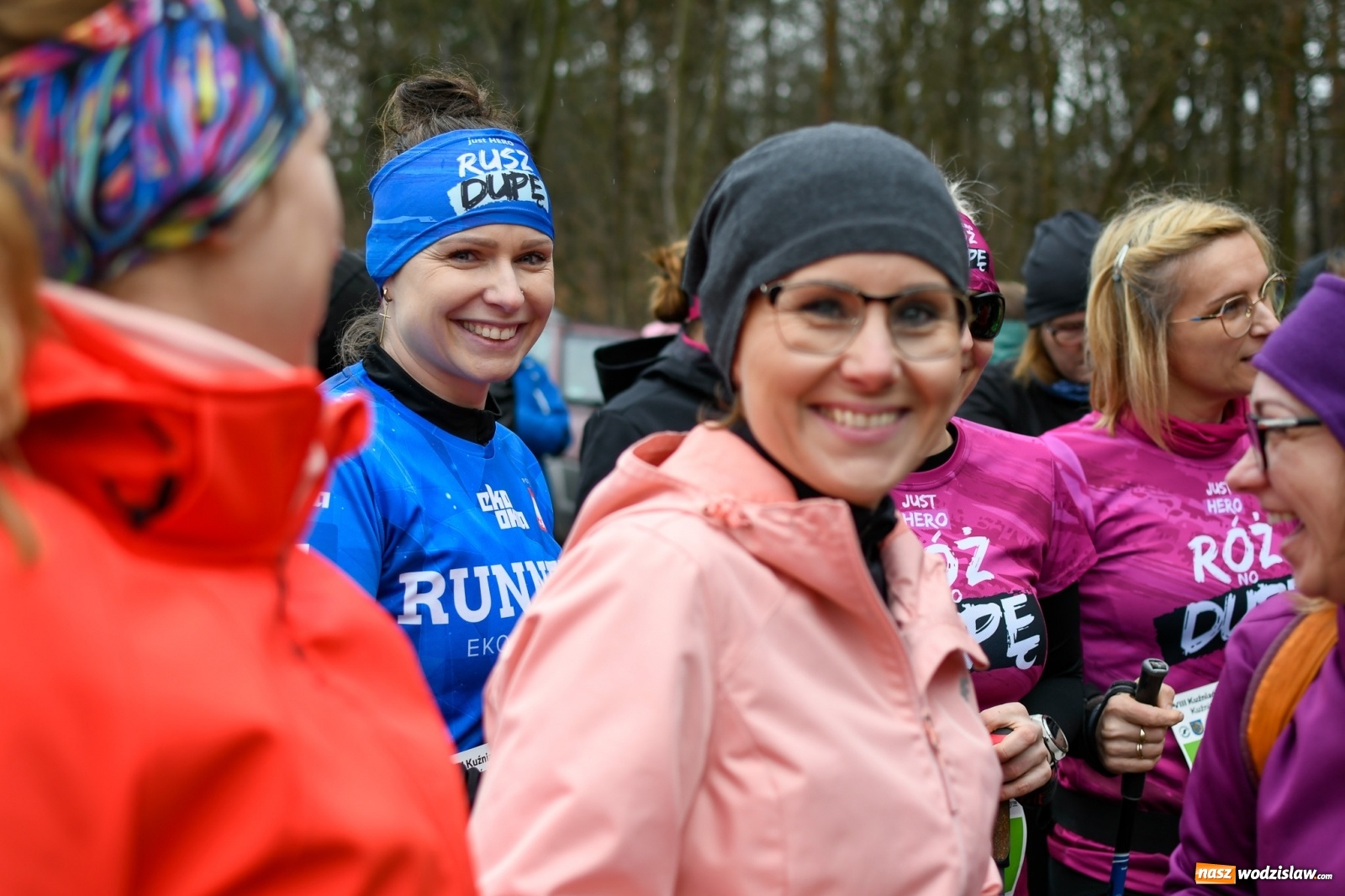 Zdjęcie w galerii na portalu naszwodzislaw.com: Mateusz Mrówka z Radlina wygrał VIII Kuźniański Półmaraton Leśny RAFAMET [FOTO i WIDEO] wiadomości z regionu