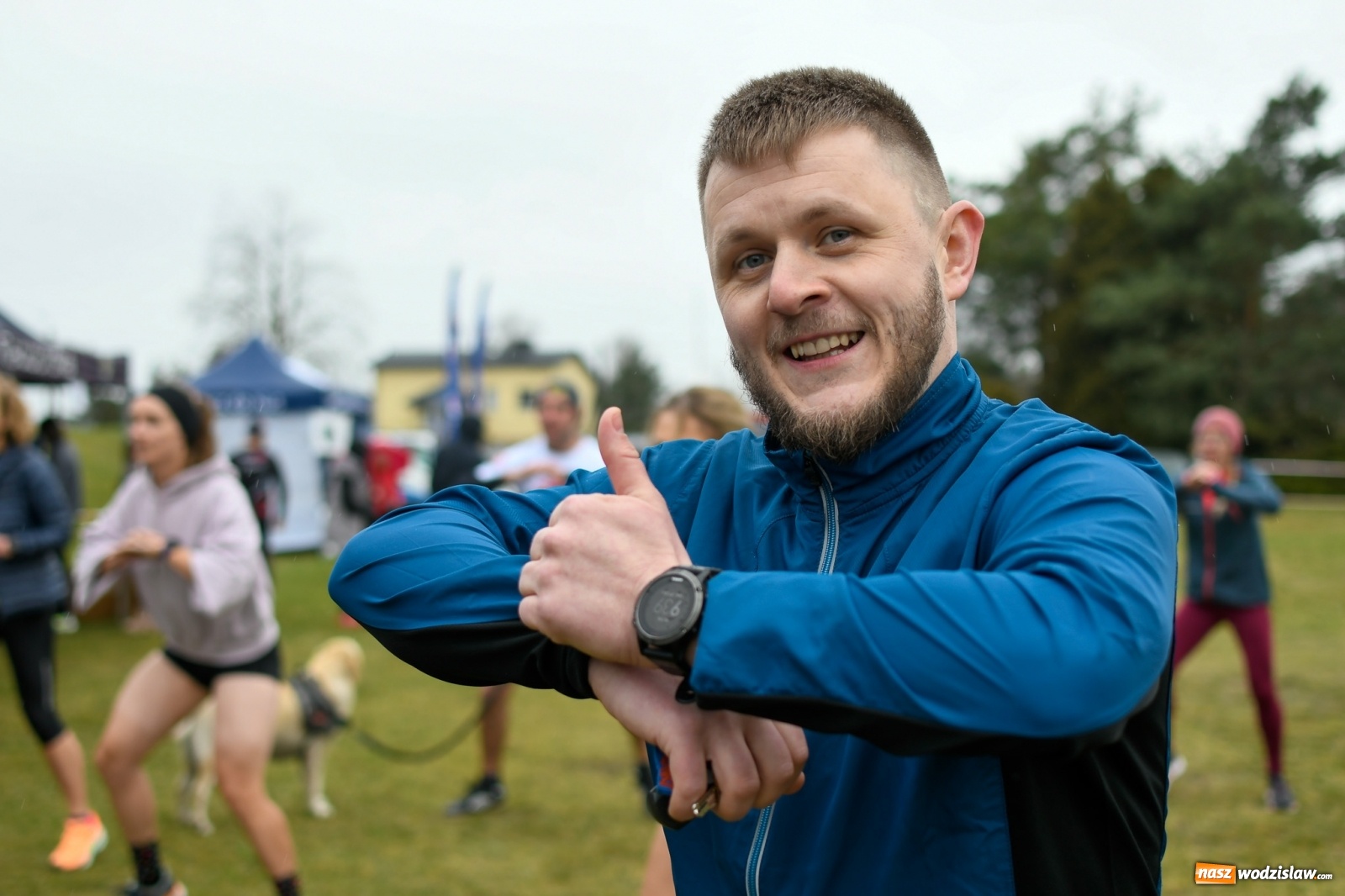 Zdjęcie w galerii na portalu naszwodzislaw.com: Mateusz Mrówka z Radlina wygrał VIII Kuźniański Półmaraton Leśny RAFAMET [FOTO i WIDEO] wiadomości z regionu