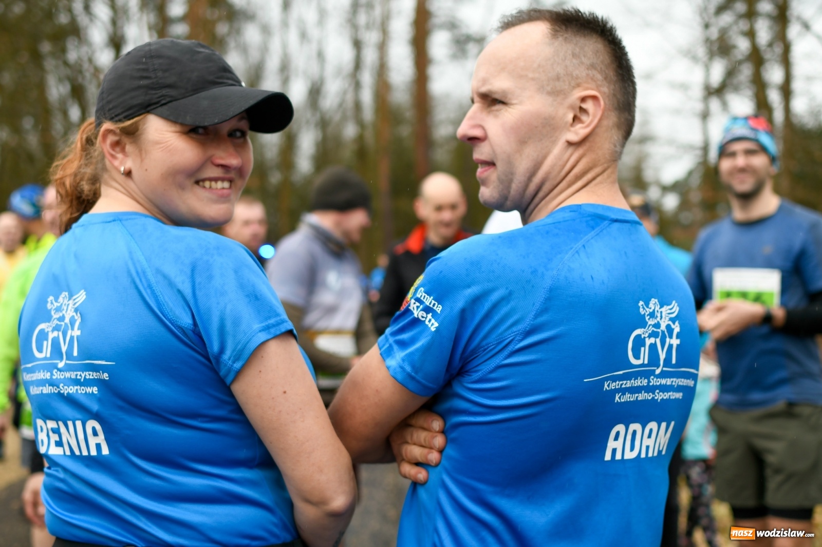 Zdjęcie w galerii na portalu naszwodzislaw.com: Mateusz Mrówka z Radlina wygrał VIII Kuźniański Półmaraton Leśny RAFAMET [FOTO i WIDEO] wiadomości z regionu