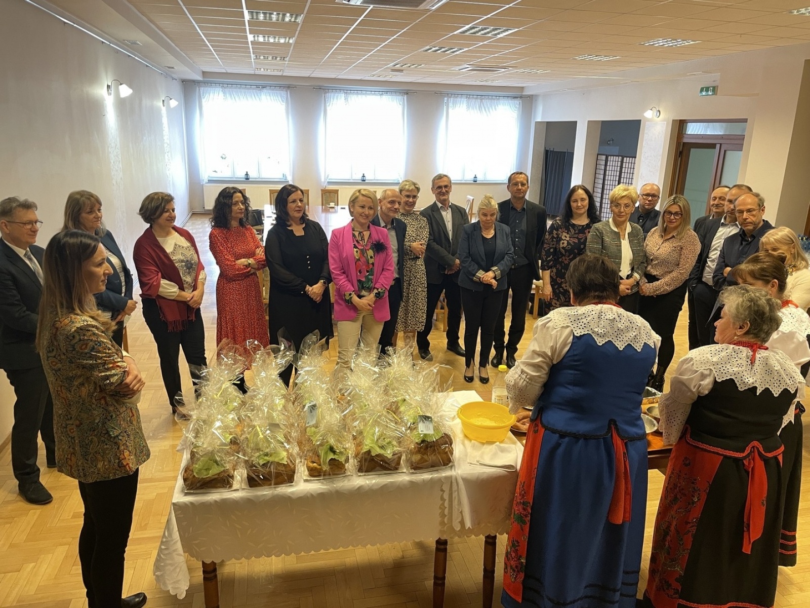 Zdjęcie w galerii na portalu naszwodzislaw.com: Idą święta. W Połomi zapachniało już święcelnikiem wiadomości z regionu