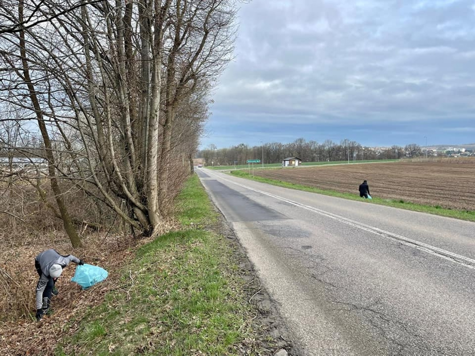 Zdjęcie w galerii na portalu naszwodzislaw.com: Wielkie sprzątanie Syryni wiadomości z regionu