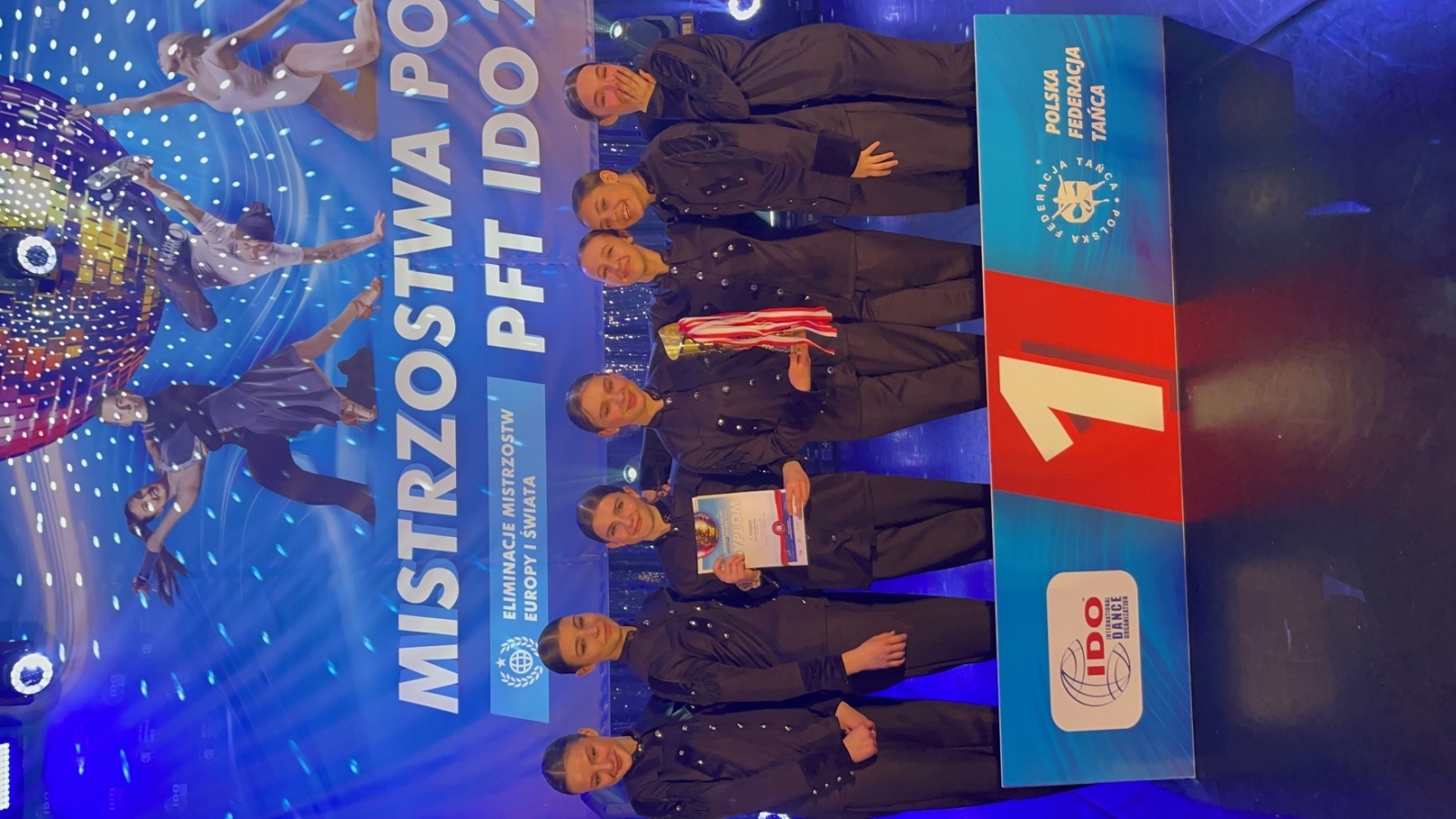 Zdjęcie w galerii na portalu naszwodzislaw.com: Juniorzy z Mirażu Mistrzami Polski w show dance wiadomości z regionu