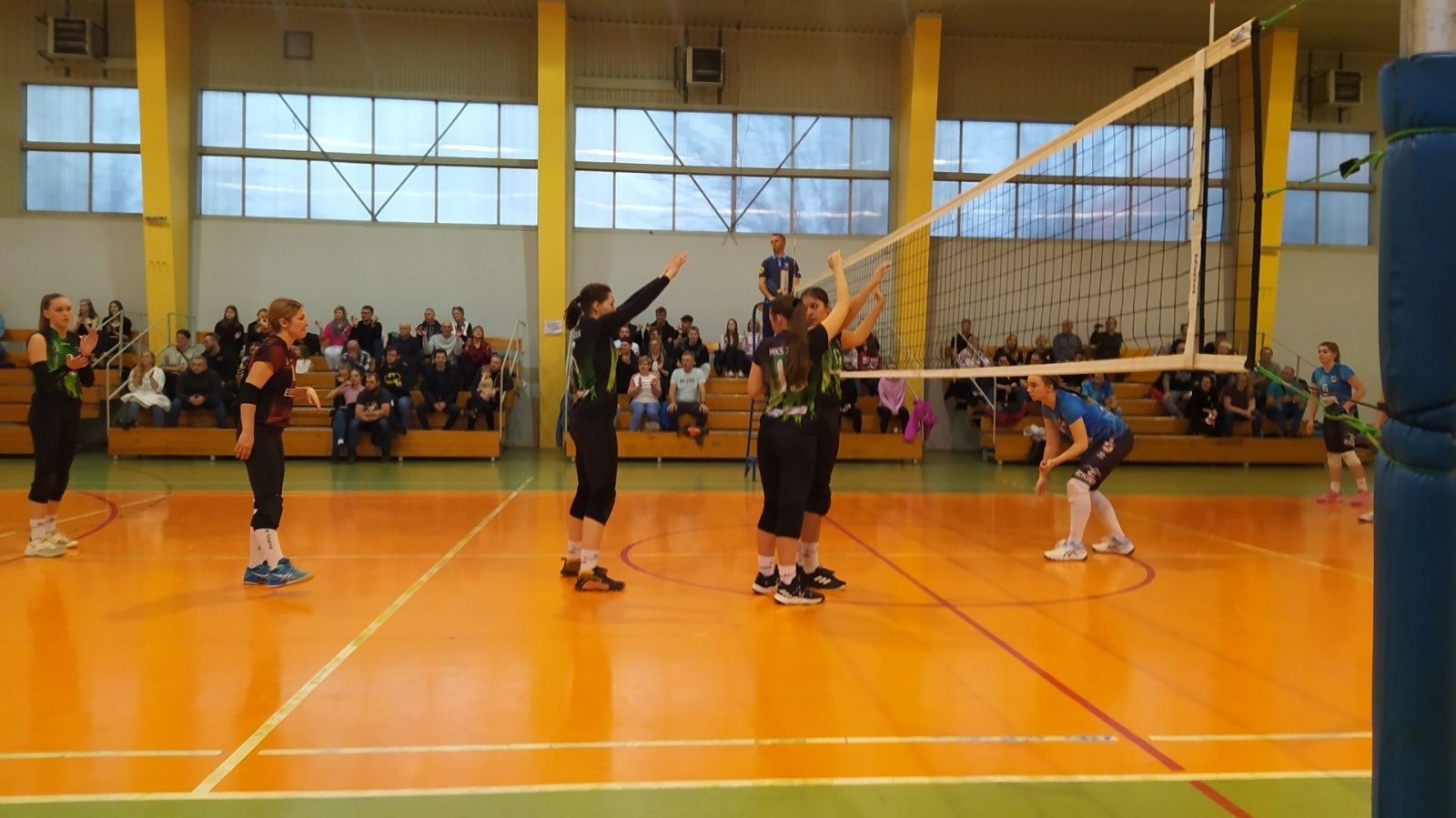 Zdjęcie w galerii na portalu naszwodzislaw.com: Siatkarki Zorzy Wodzisław mistrzyniami II ligi śląskiej [FOTO] wiadomości z regionu