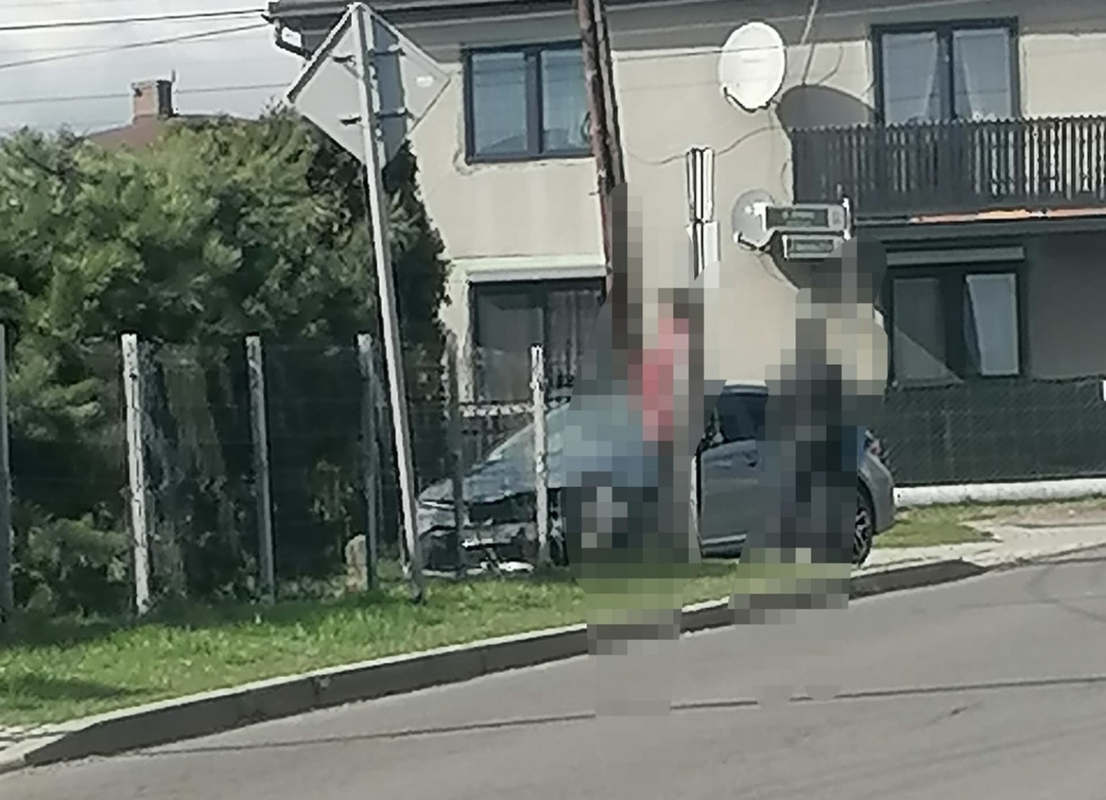 Zdjęcie w galerii na portalu naszwodzislaw.com: Nieustąpienie pierwszeństwa przyczyną kolizji w Radlinie. Sprawcą 67-latek wiadomości z regionu