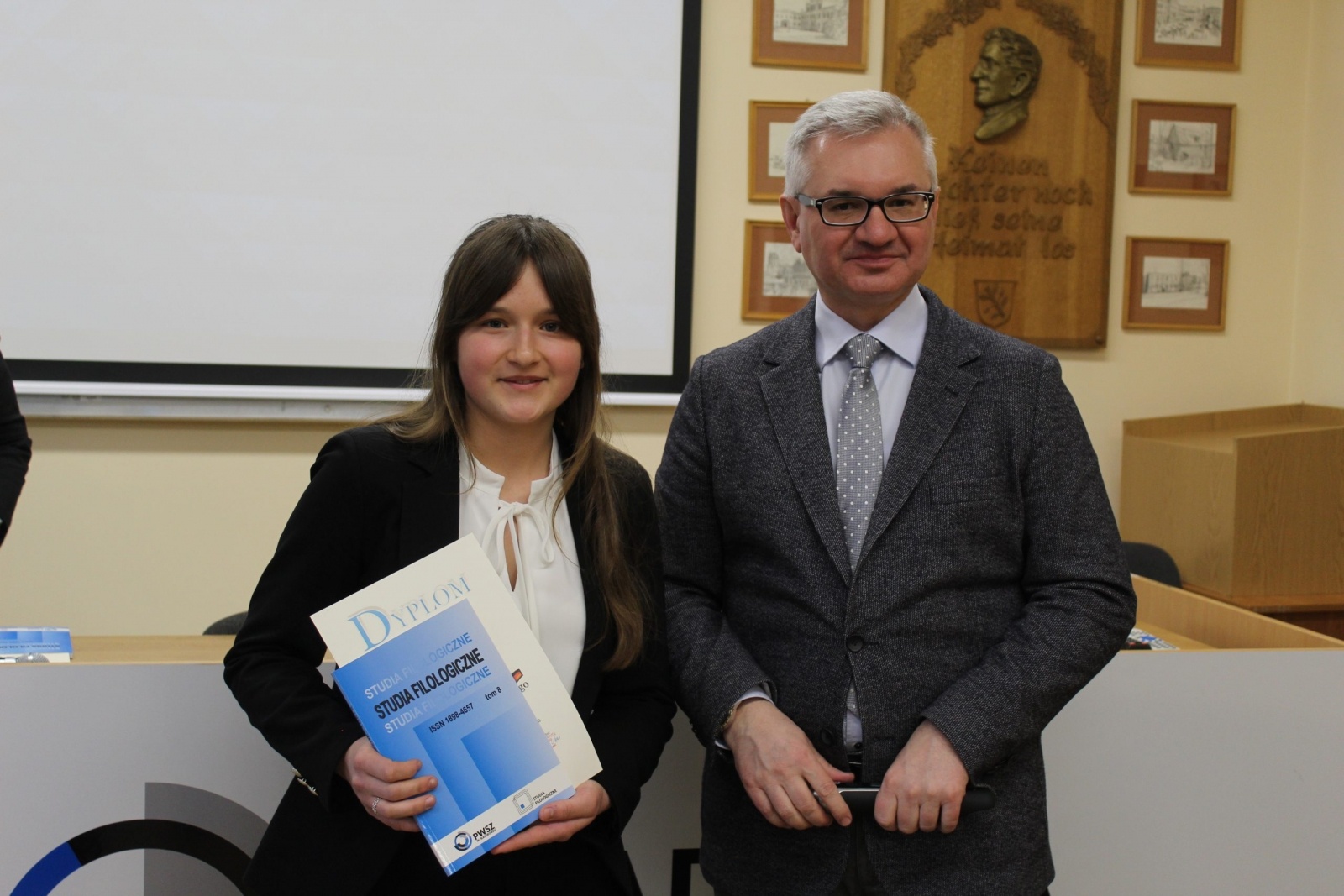 Zdjęcie w galerii na portalu naszwodzislaw.com: XVI Konkurs Języka Angielskiego i Języka Niemieckiego dla uczniów szkół średnich rozstrzygnięty! wiadomości z regionu