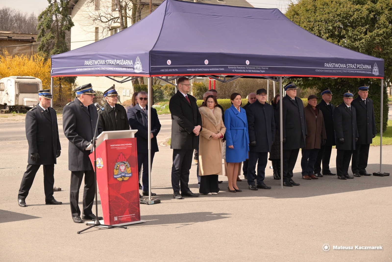 Zdjęcie w galerii na portalu naszwodzislaw.com: Uroczystości wręczenia promes na zakup samochodów ratowniczo - gaśniczych wiadomości z regionu