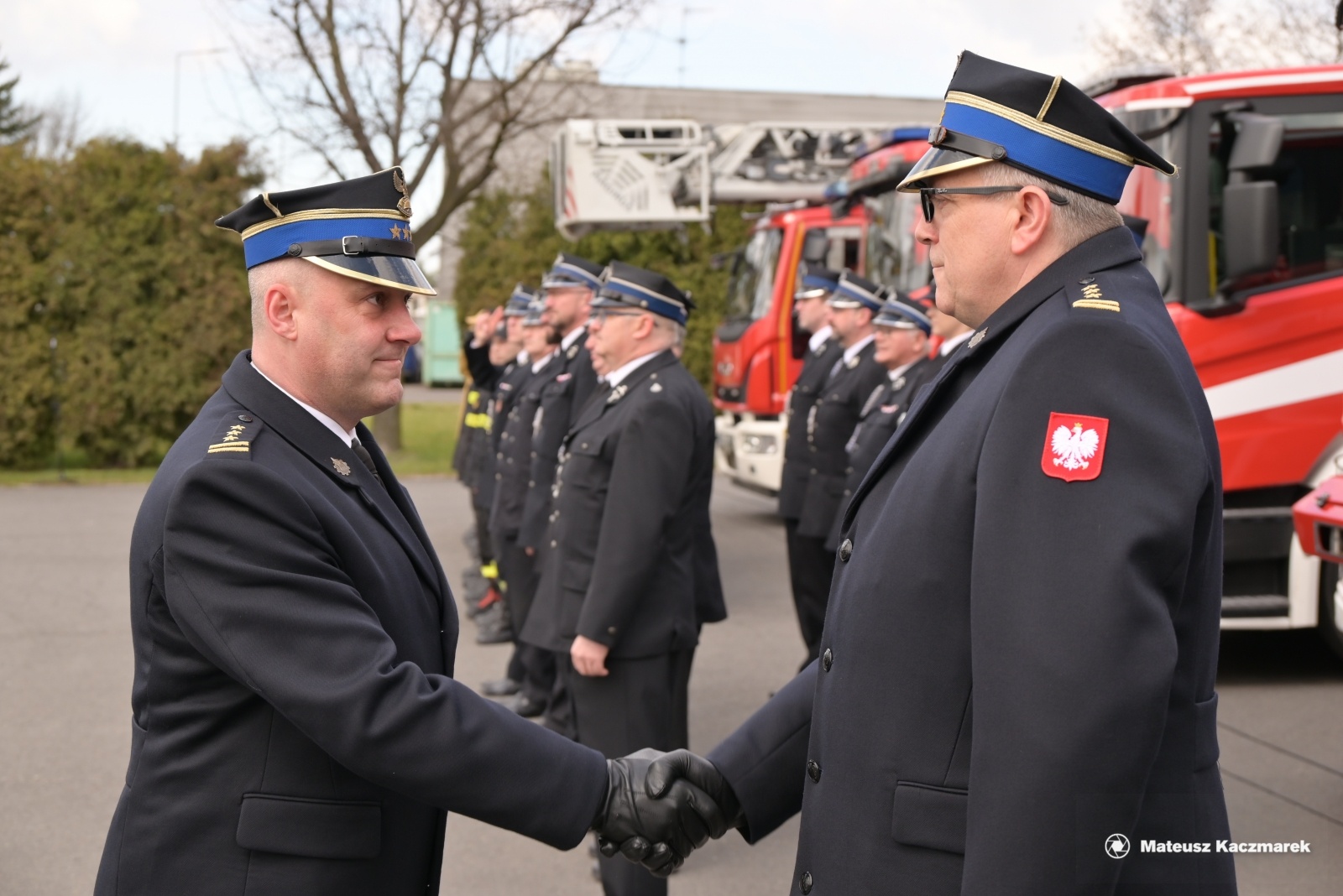 Zdjęcie w galerii na portalu naszwodzislaw.com: Uroczystości wręczenia promes na zakup samochodów ratowniczo - gaśniczych wiadomości z regionu