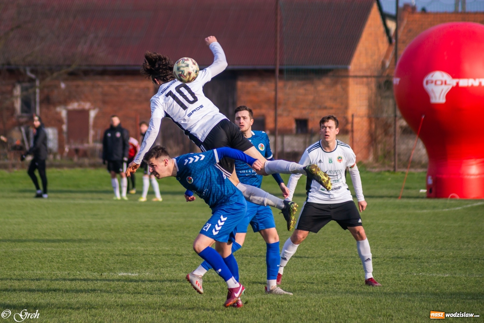 Zdjęcie w galerii na portalu naszwodzislaw.com: Walczyli póki starczyło sił. Unia Turza Śląska z trofeum [FOTO i WIDEO] wiadomości z regionu