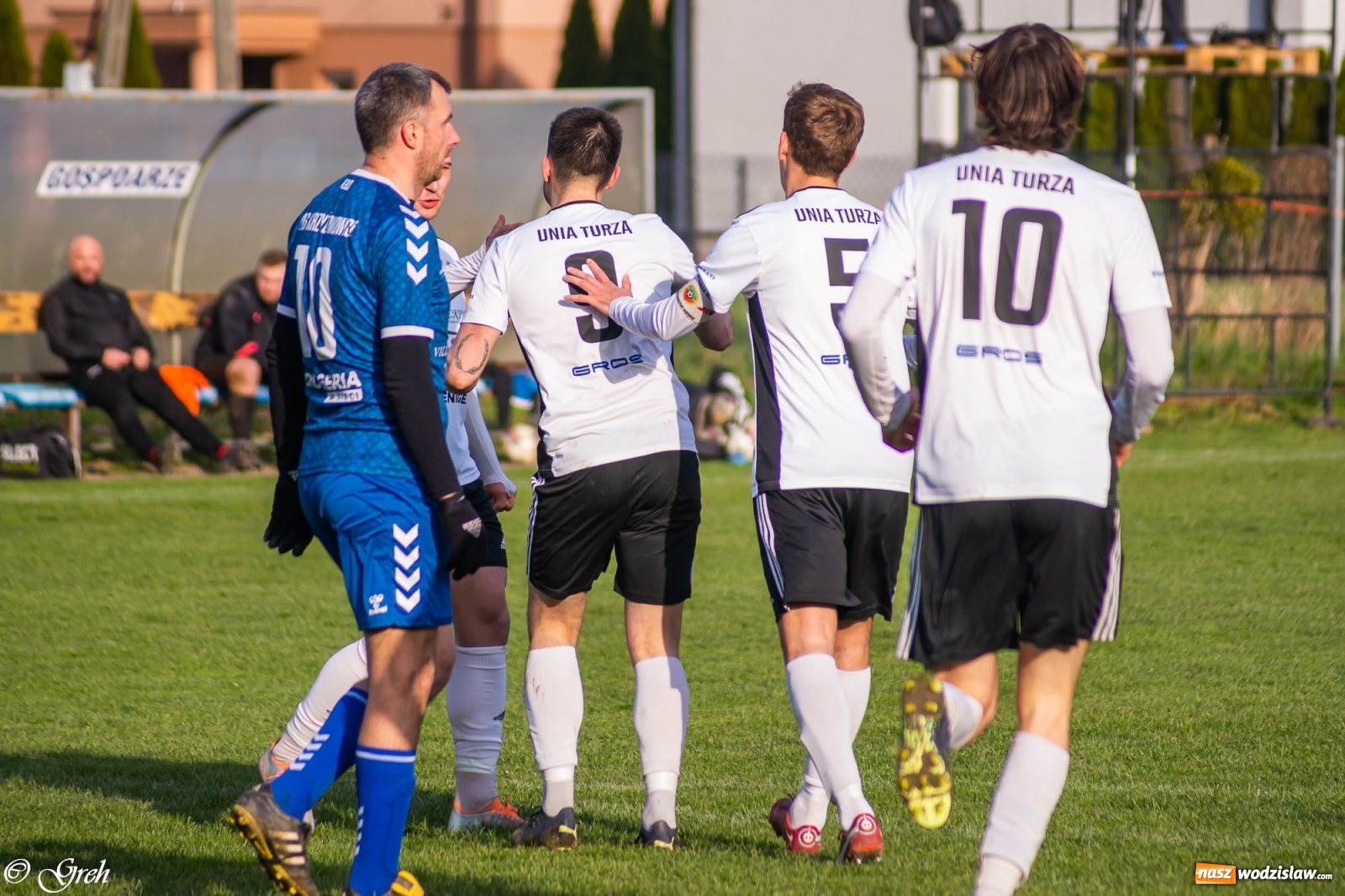 Zdjęcie w galerii na portalu naszwodzislaw.com: Walczyli póki starczyło sił. Unia Turza Śląska z trofeum [FOTO i WIDEO] wiadomości z regionu