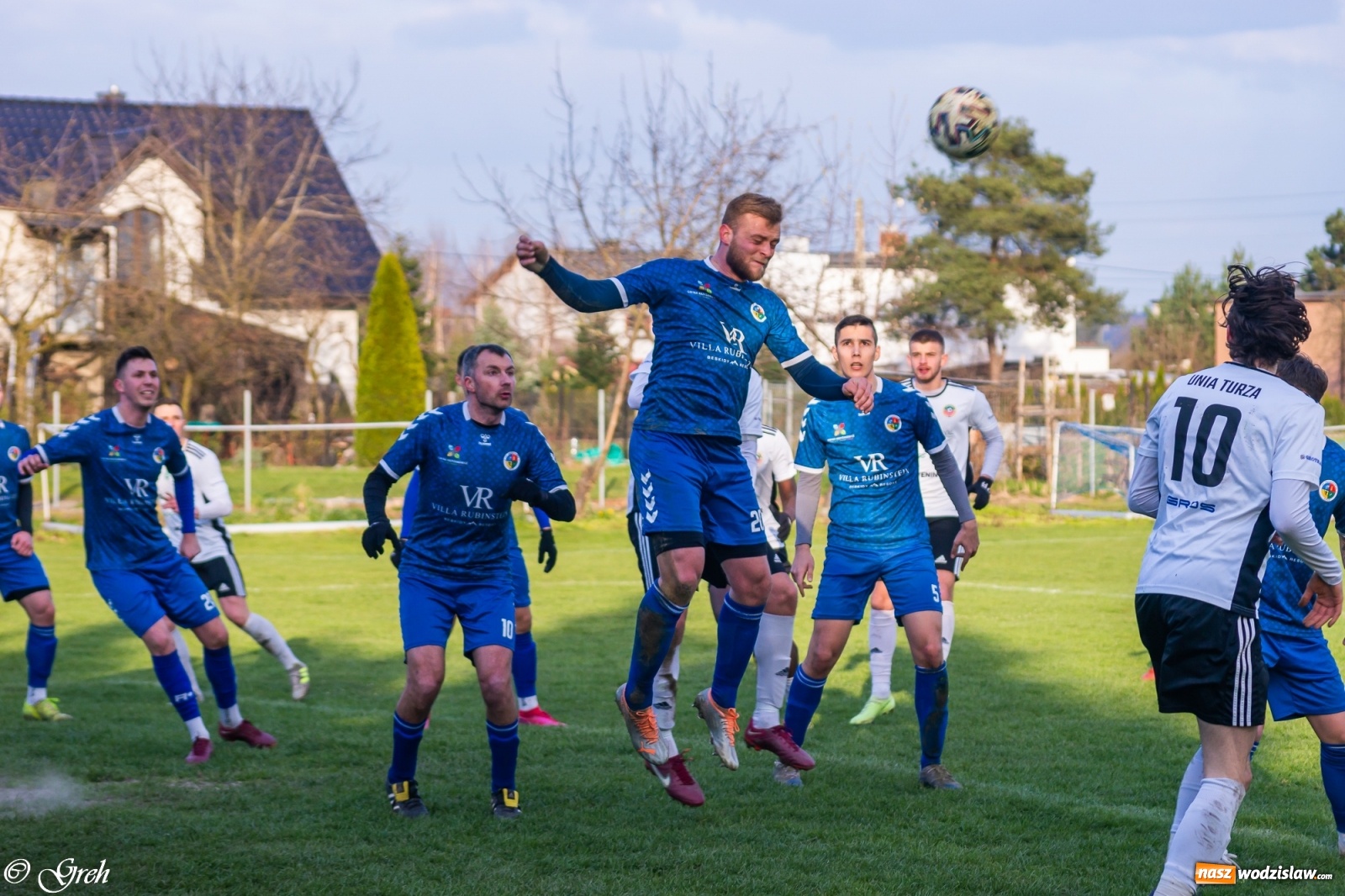 Zdjęcie w galerii na portalu naszwodzislaw.com: Walczyli póki starczyło sił. Unia Turza Śląska z trofeum [FOTO i WIDEO] wiadomości z regionu