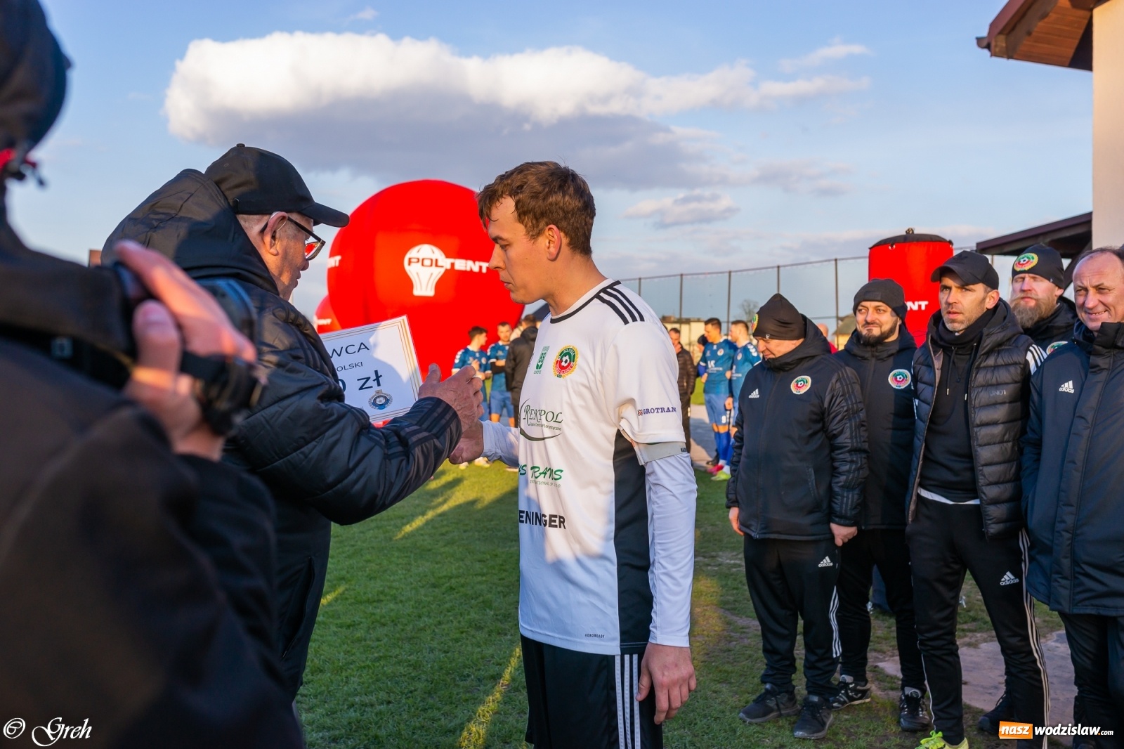 Zdjęcie w galerii na portalu naszwodzislaw.com: Walczyli póki starczyło sił. Unia Turza Śląska z trofeum [FOTO i WIDEO] wiadomości z regionu