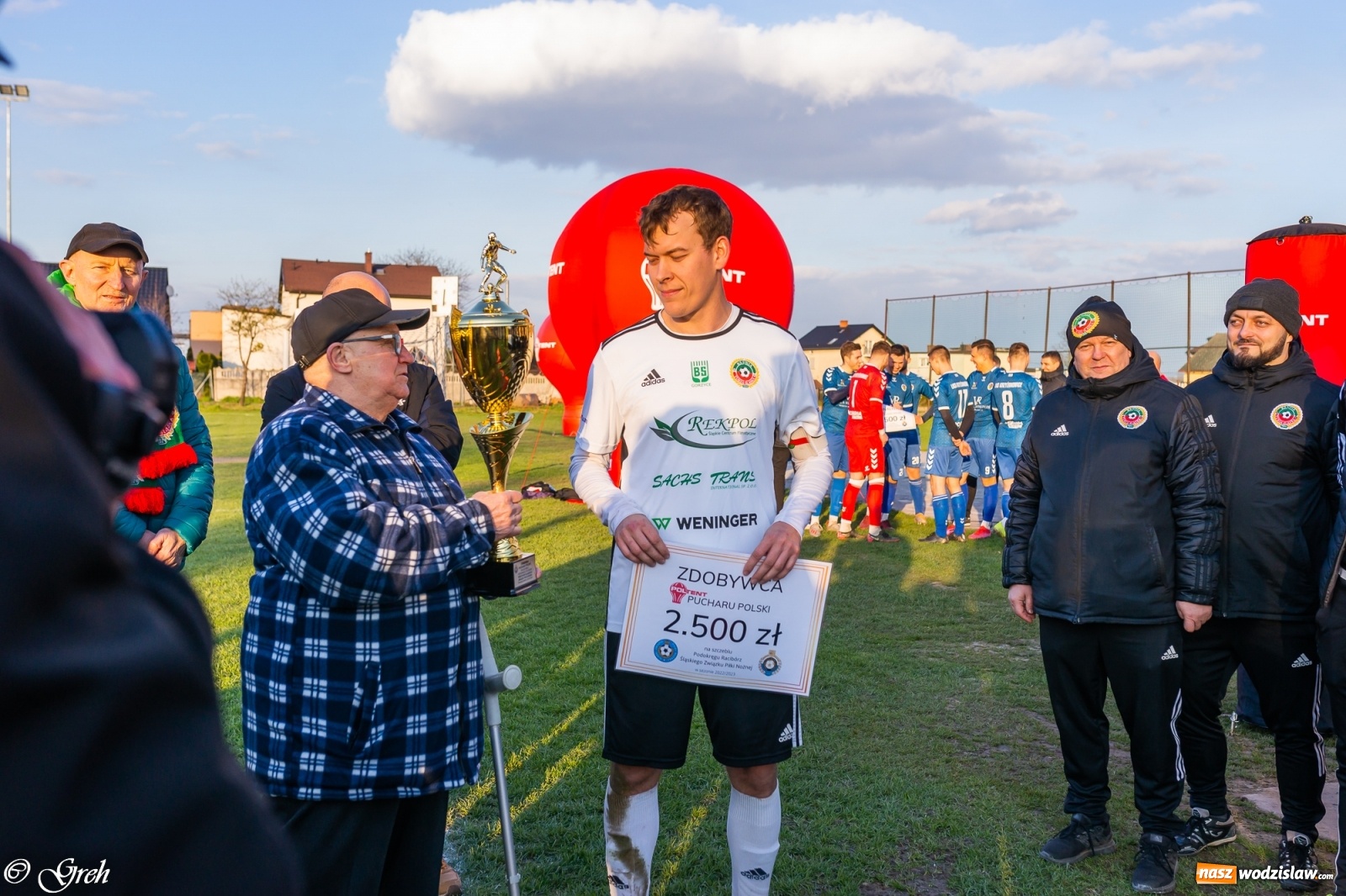 Zdjęcie w galerii na portalu naszwodzislaw.com: Walczyli póki starczyło sił. Unia Turza Śląska z trofeum [FOTO i WIDEO] wiadomości z regionu