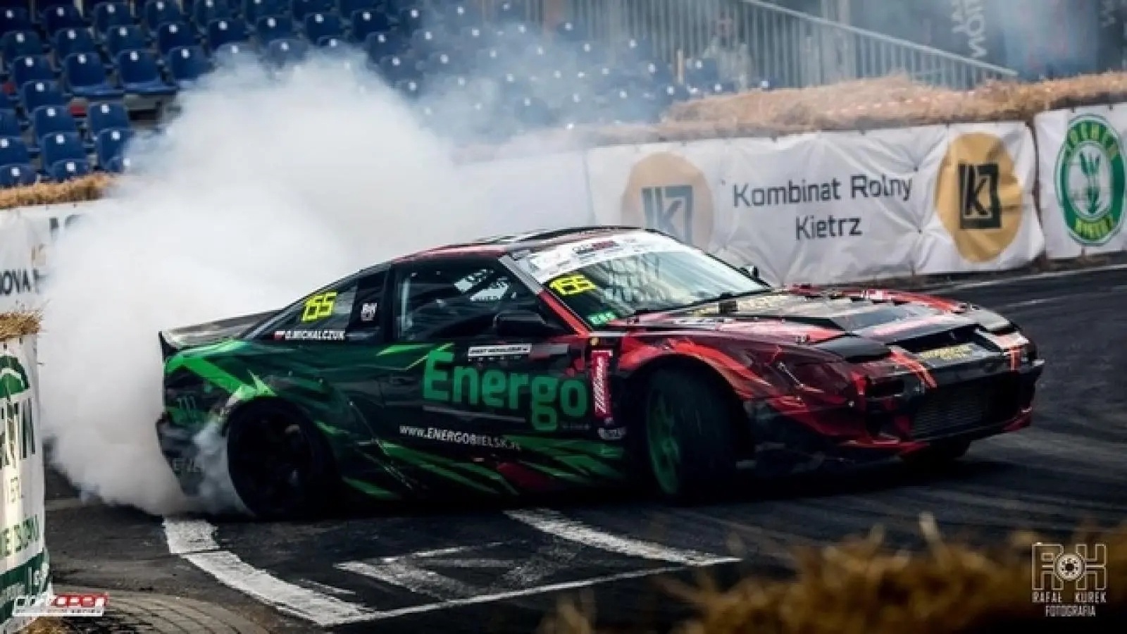 Zdjęcie w galerii na portalu naszwodzislaw.com: POLISH GOODWOOD. Kietrz kolejny raz stolicą driftu z muzyką w tle wiadomości z regionu