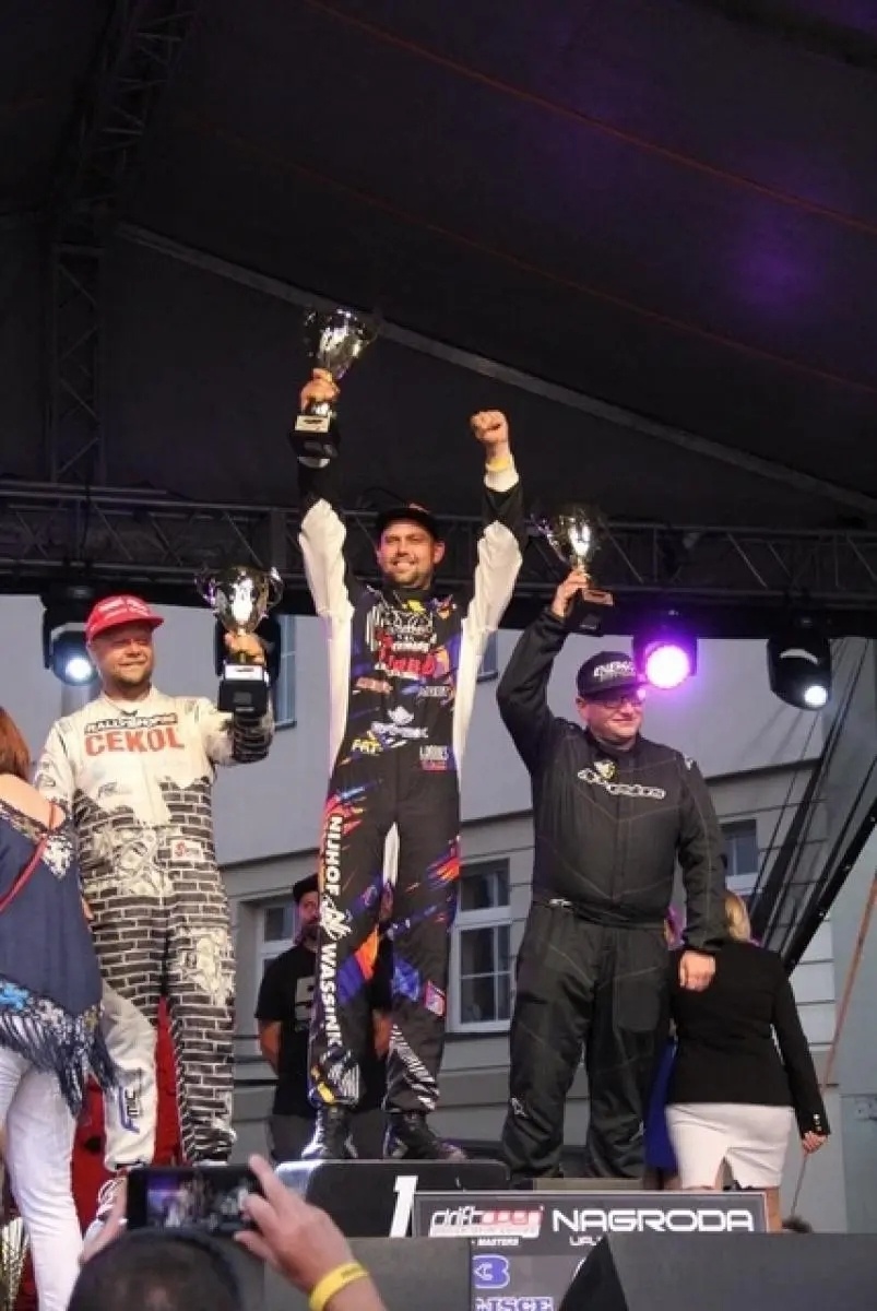 Zdjęcie w galerii na portalu naszwodzislaw.com: POLISH GOODWOOD. Kietrz kolejny raz stolicą driftu z muzyką w tle wiadomości z regionu